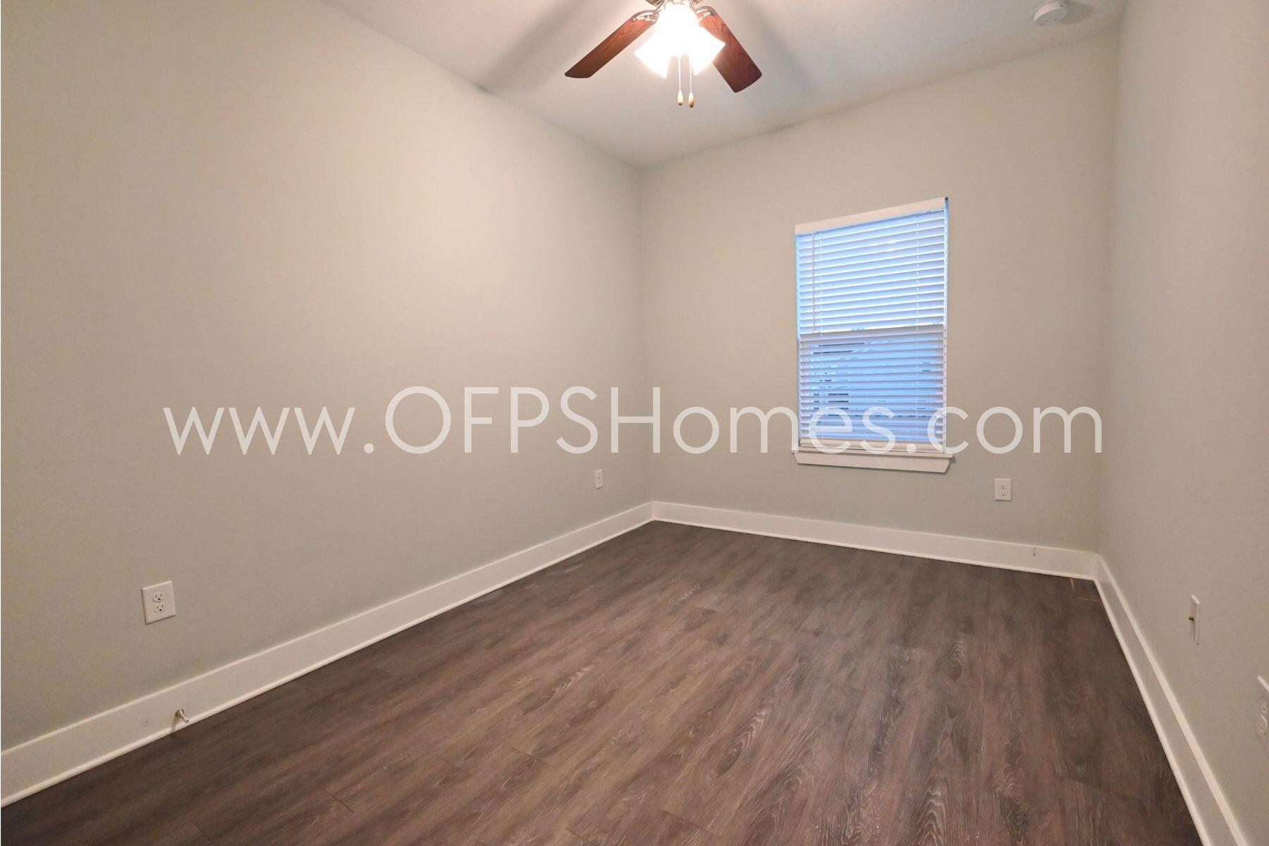 312 N Sand Palm Road Freeport FL 32439