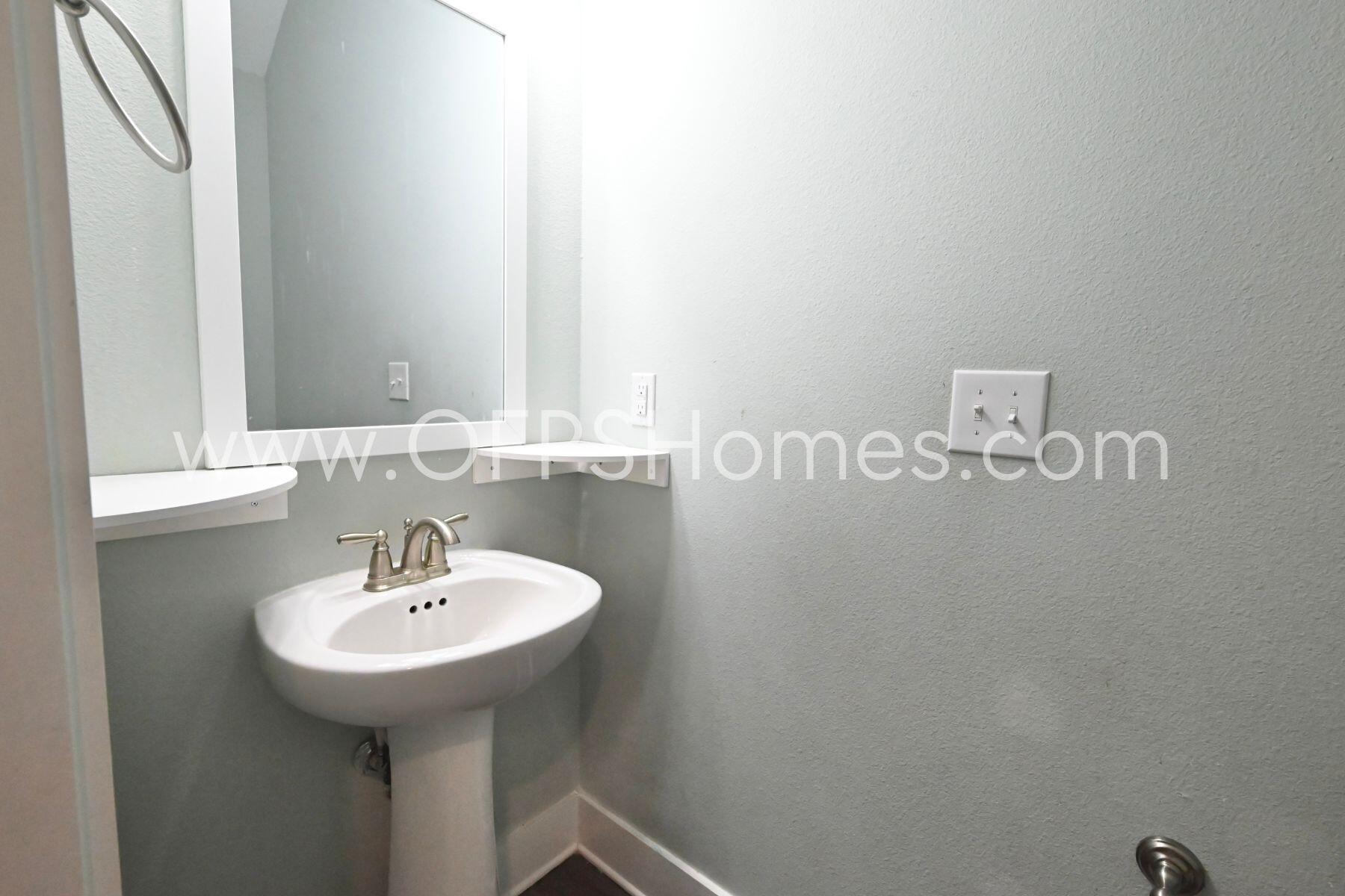 312 N Sand Palm Road Freeport FL 32439
