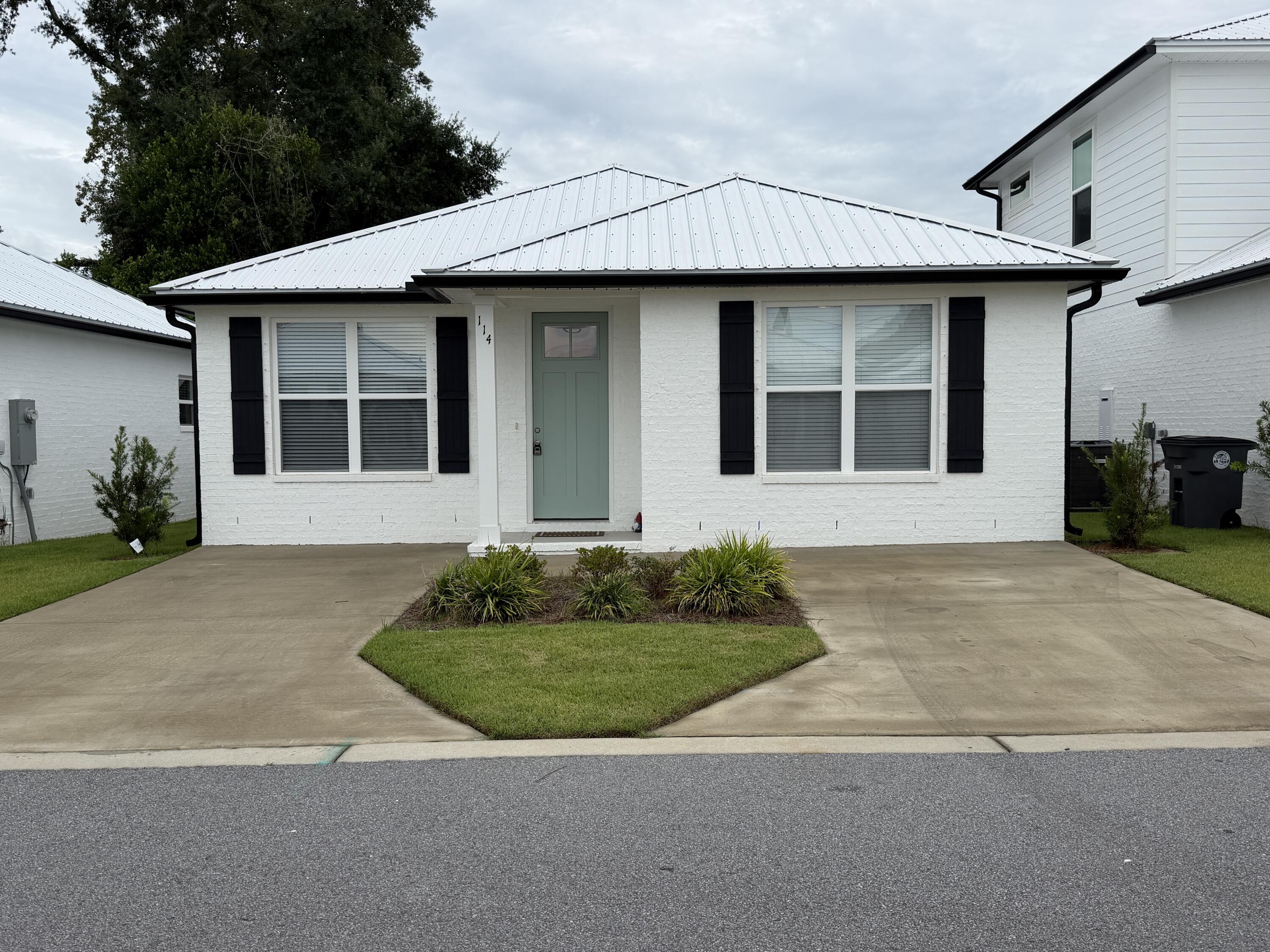 114 Penny Lane Valparaiso FL 32580