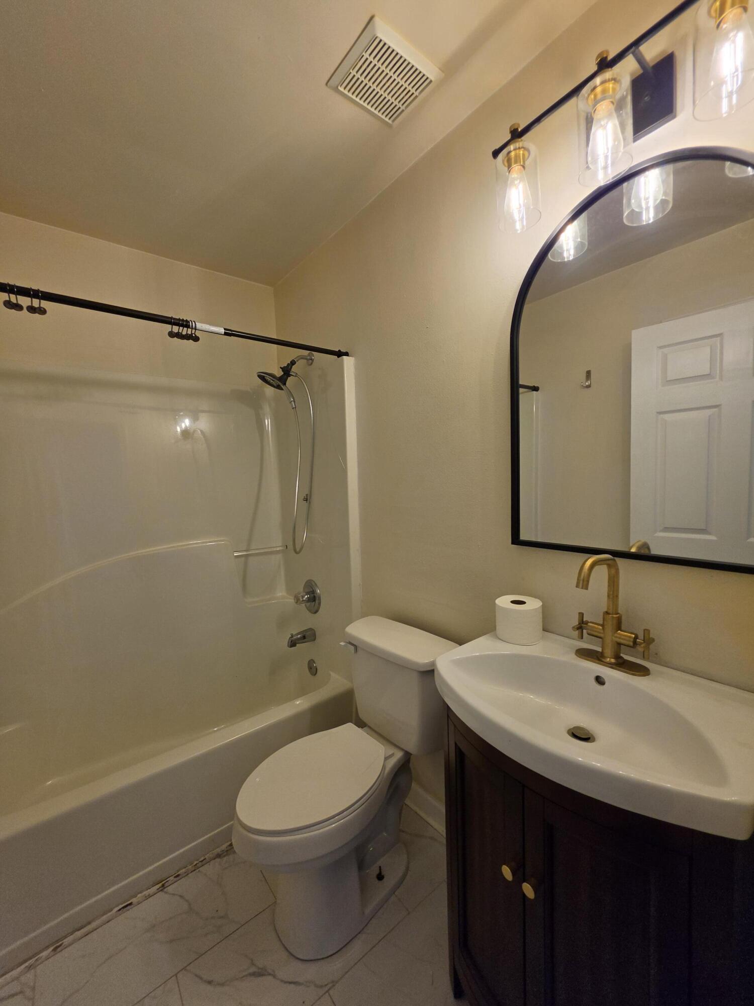 404 Riverchase Boulevard Crestview FL 32536