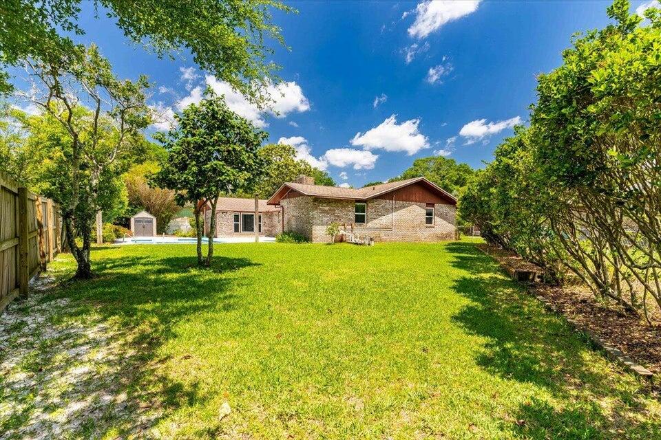 8 NE Stafford Circle Fort Walton Beach FL 32547