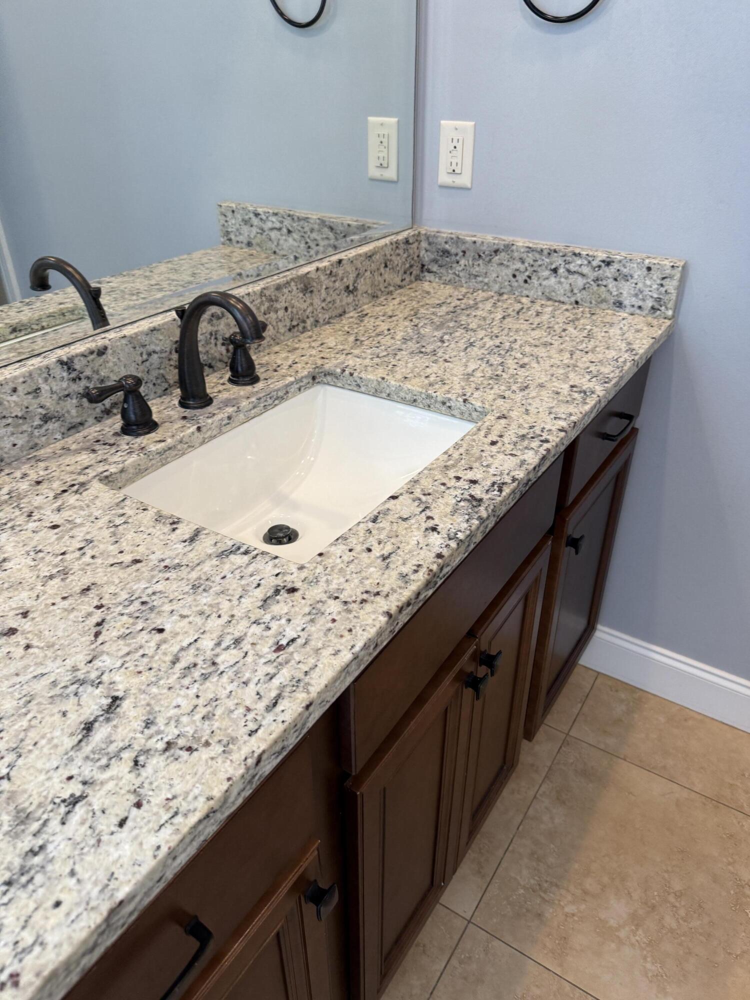 809 Flowering Path Niceville FL 32578
