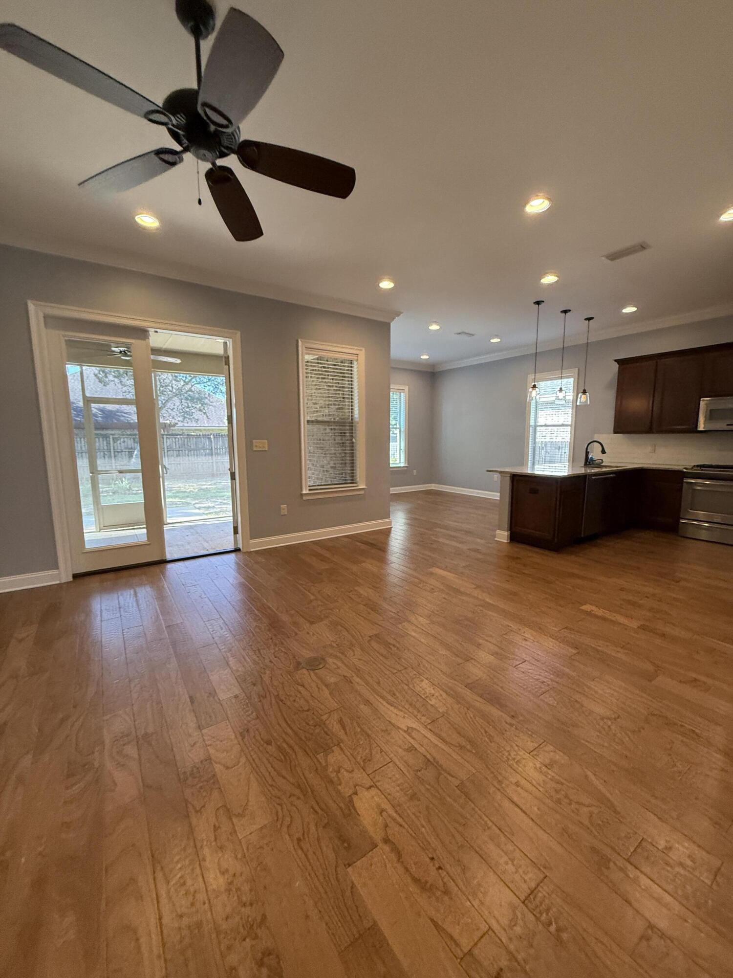 809 Flowering Path Niceville FL 32578