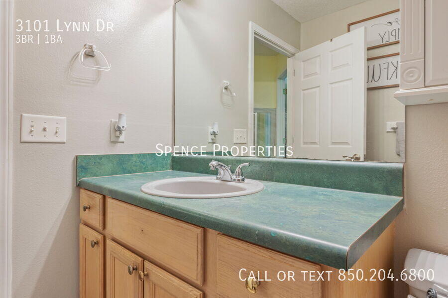 3103 Lynn Drive Navarre FL 32566