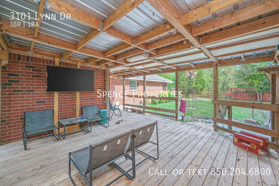 3103 Lynn Drive Navarre FL 32566