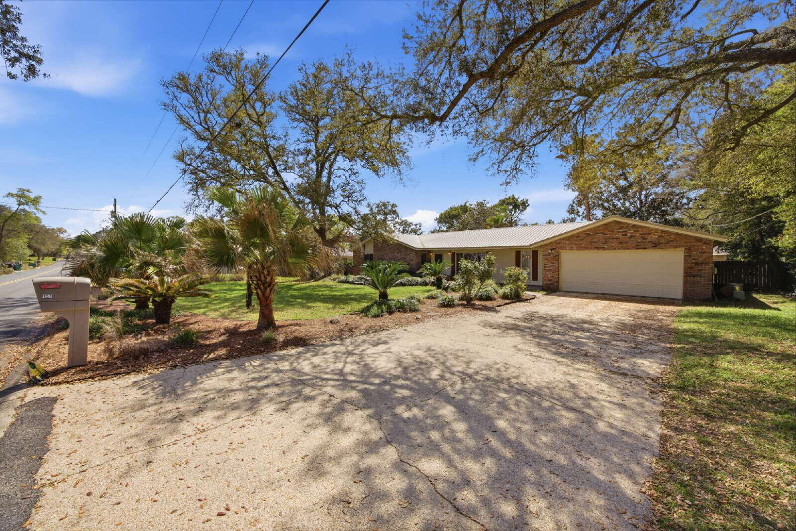 157 Country Club Road Shalimar FL 32579