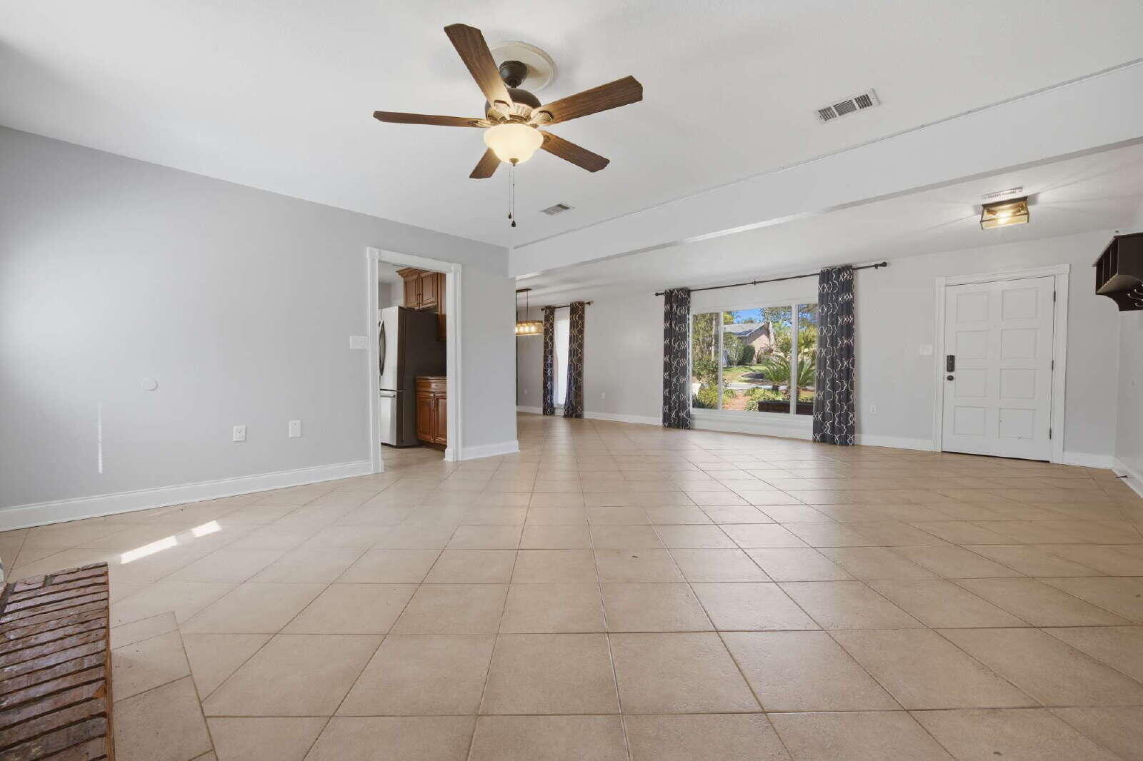 157 Country Club Road Shalimar FL 32579