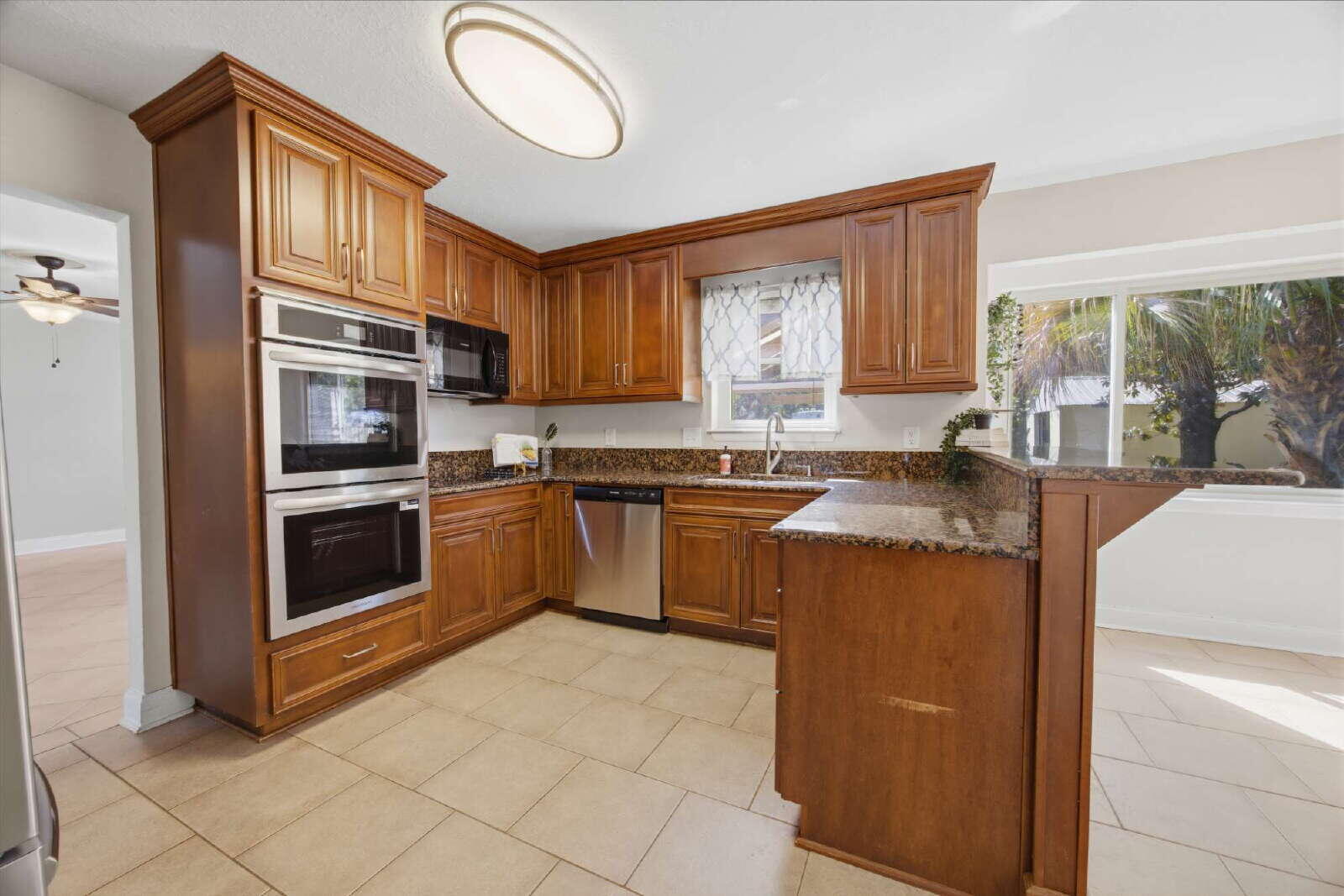 157 Country Club Road Shalimar FL 32579