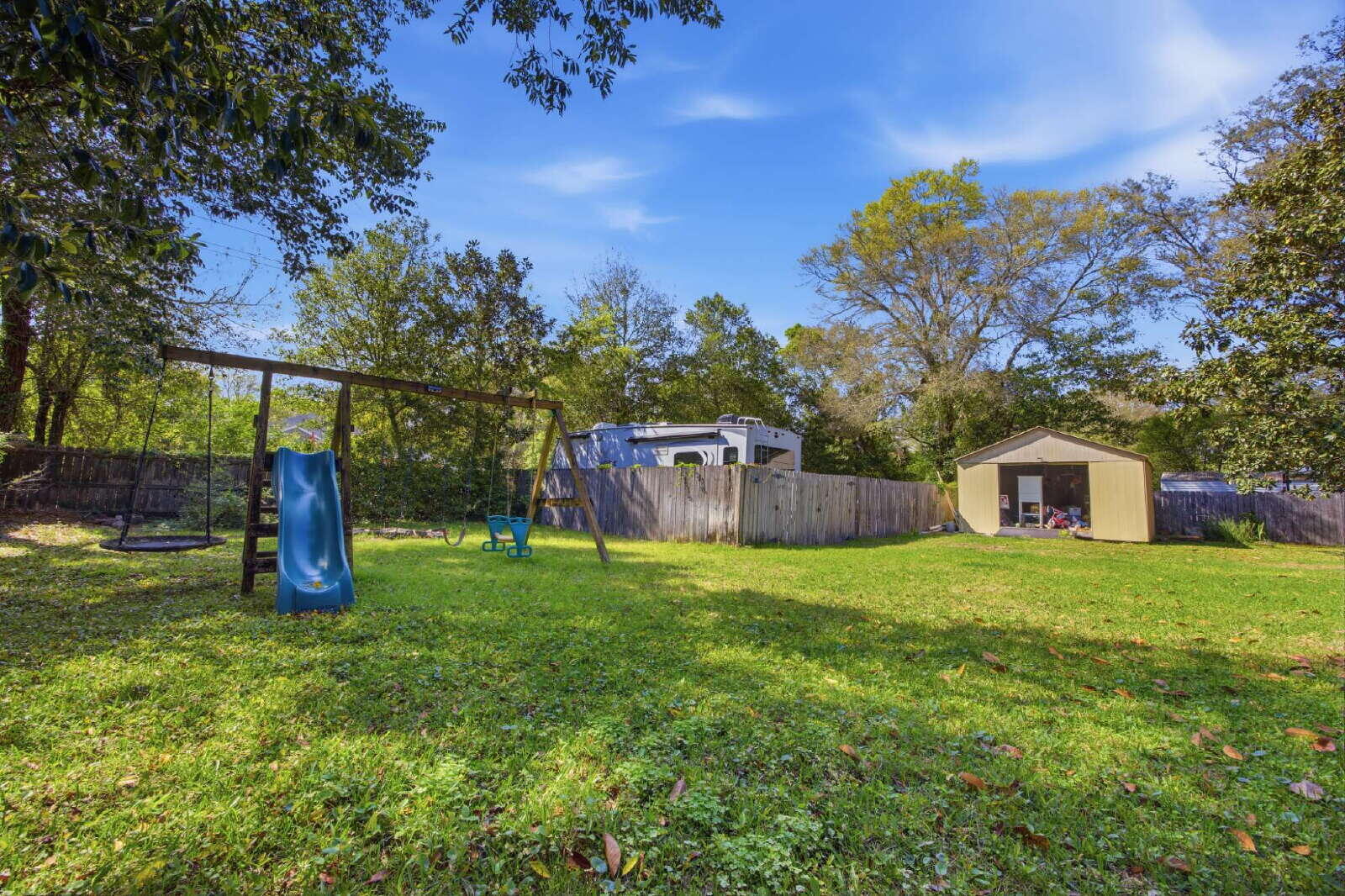 157 Country Club Road Shalimar FL 32579