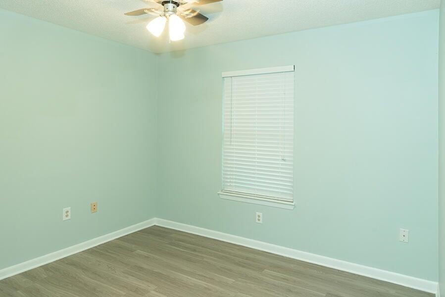 511 Woodland Park Circle Mary Esther FL 32569