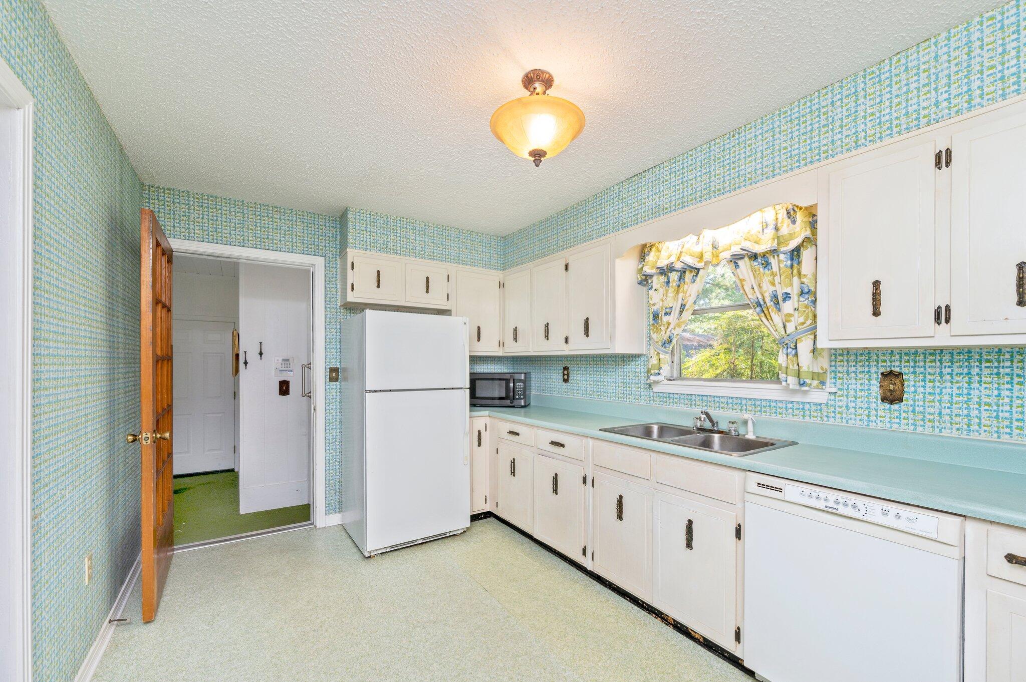 73 Oaklawn Square Defuniak Springs FL 32435