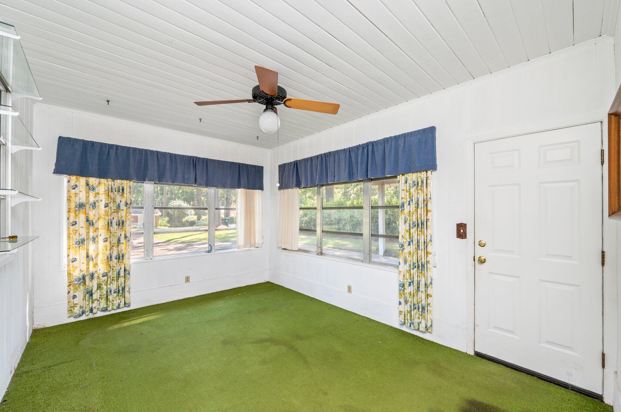 73 Oaklawn Square Defuniak Springs FL 32435