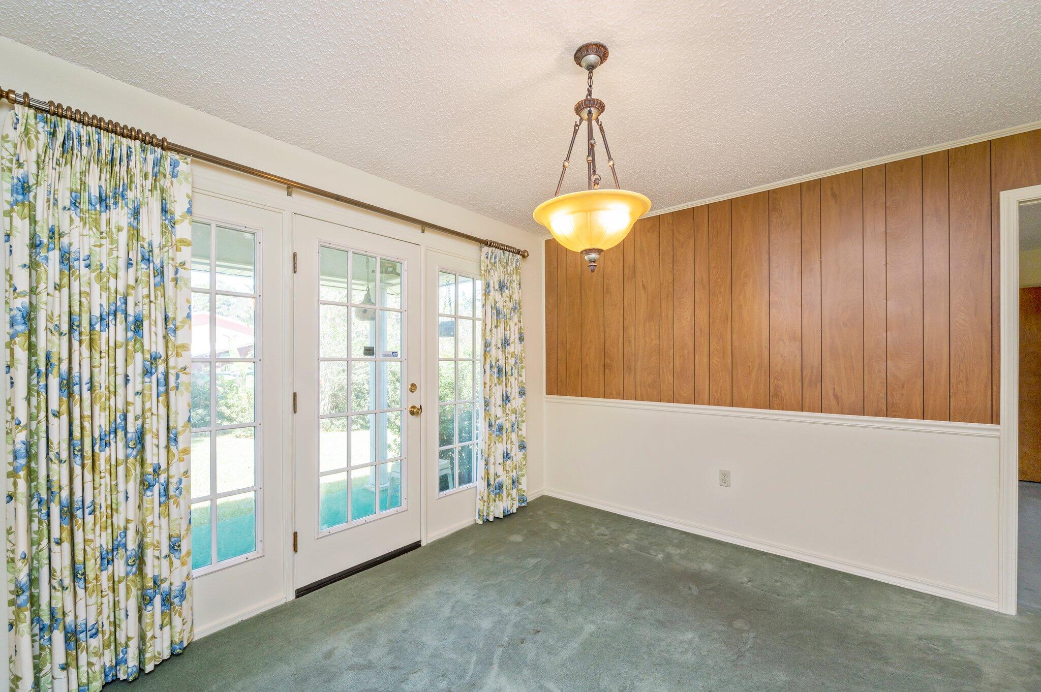 73 Oaklawn Square Defuniak Springs FL 32435