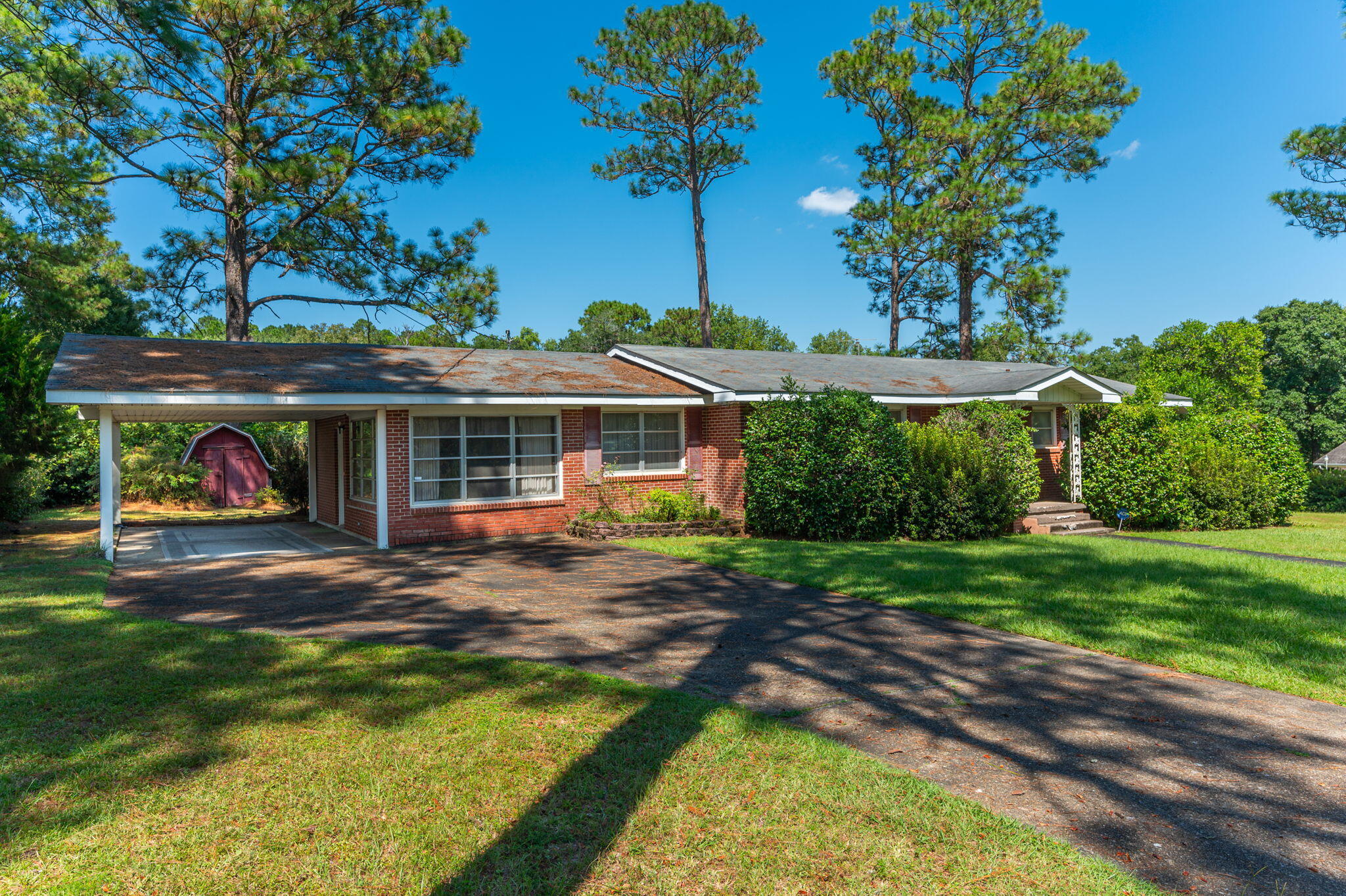 73 Oaklawn Square Defuniak Springs FL 32435