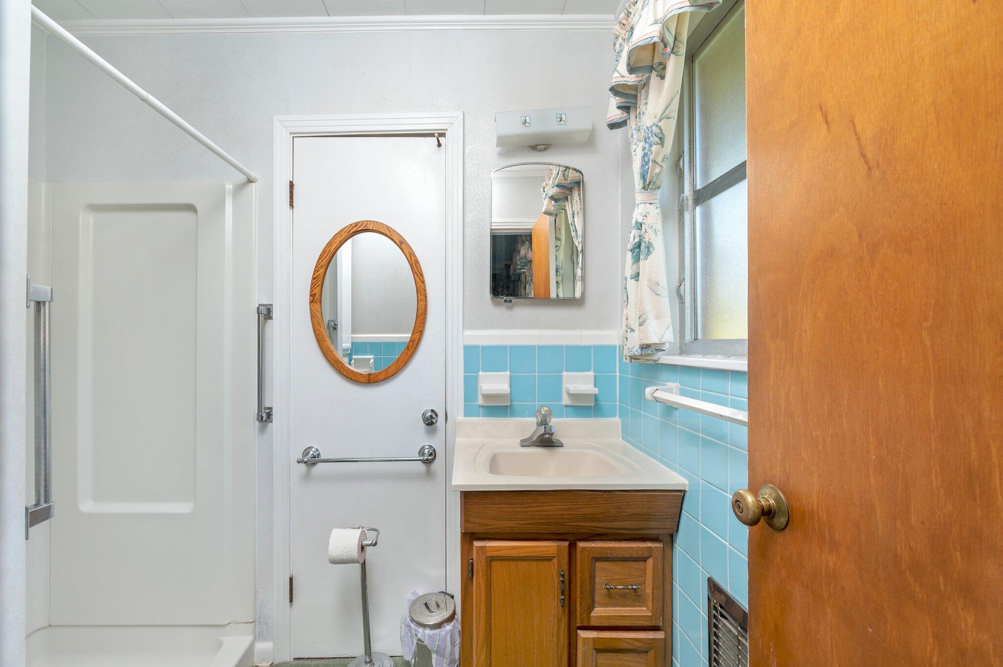 73 Oaklawn Square Defuniak Springs FL 32435