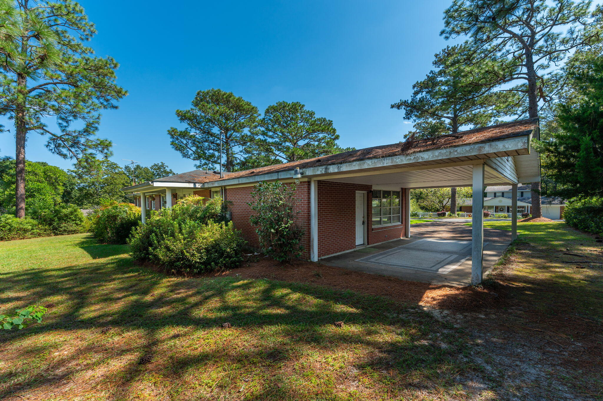 73 Oaklawn Square Defuniak Springs FL 32435