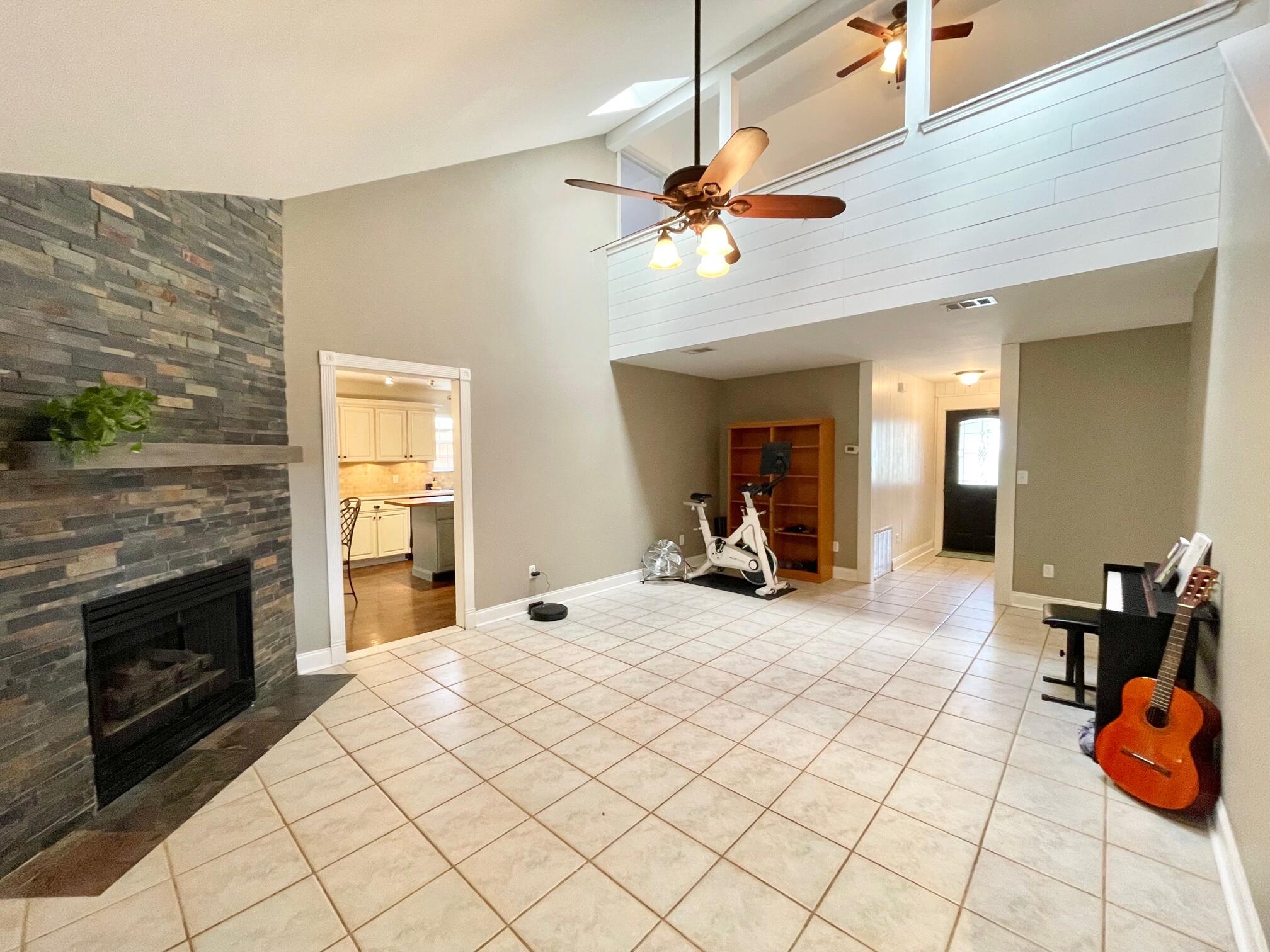 132 Menzel Street Valparaiso FL 32580
