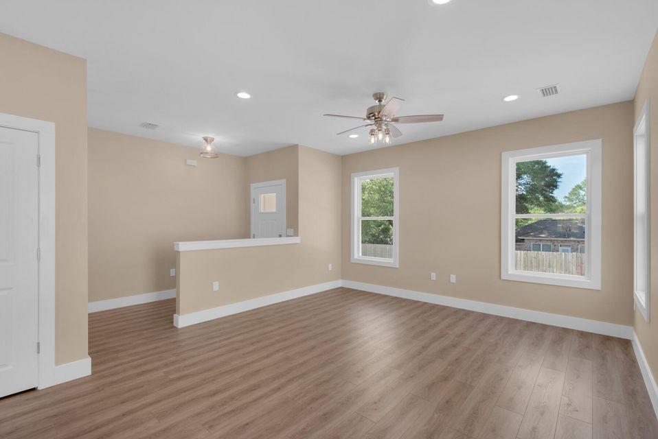 431 Adams Avenue Valparaiso FL 32580