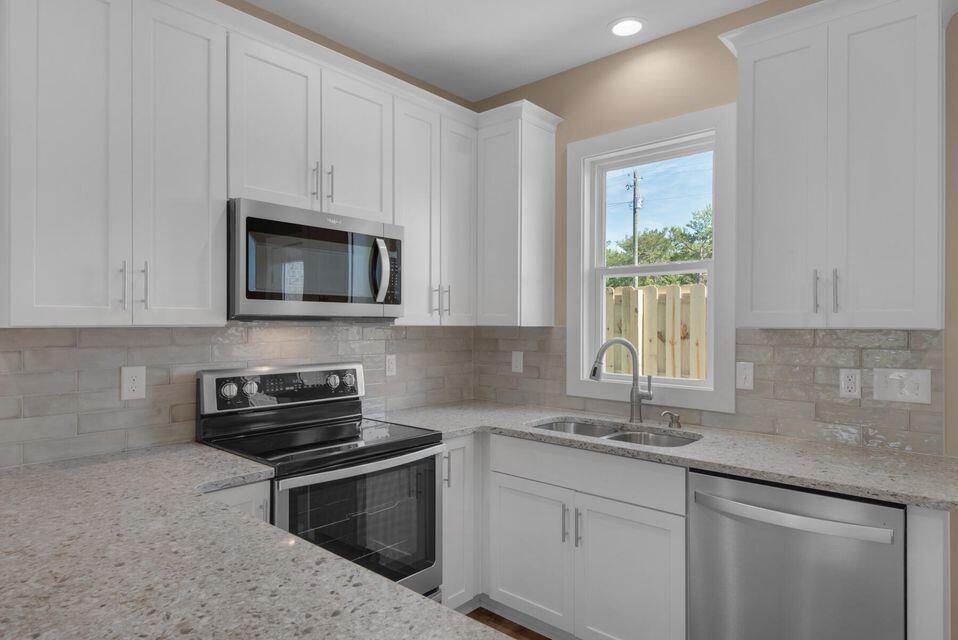 431 Adams Avenue Valparaiso FL 32580