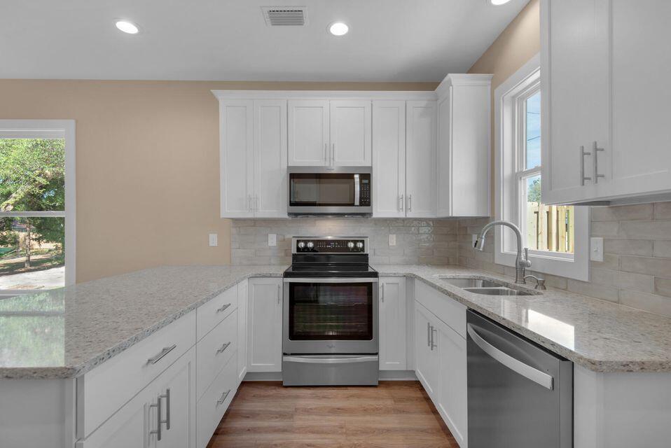 431 Adams Avenue Valparaiso FL 32580