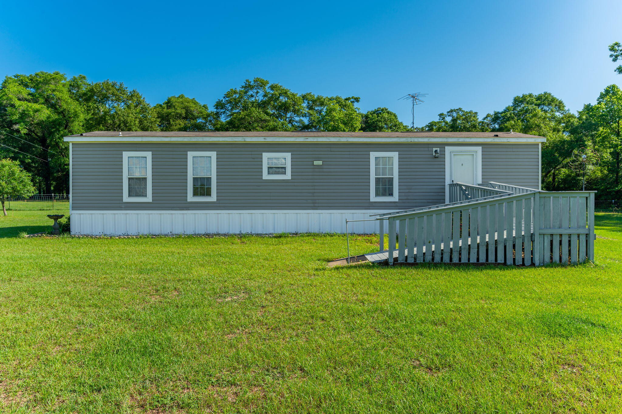 2295 Bermuda Lane Ponce De Leon FL 32455