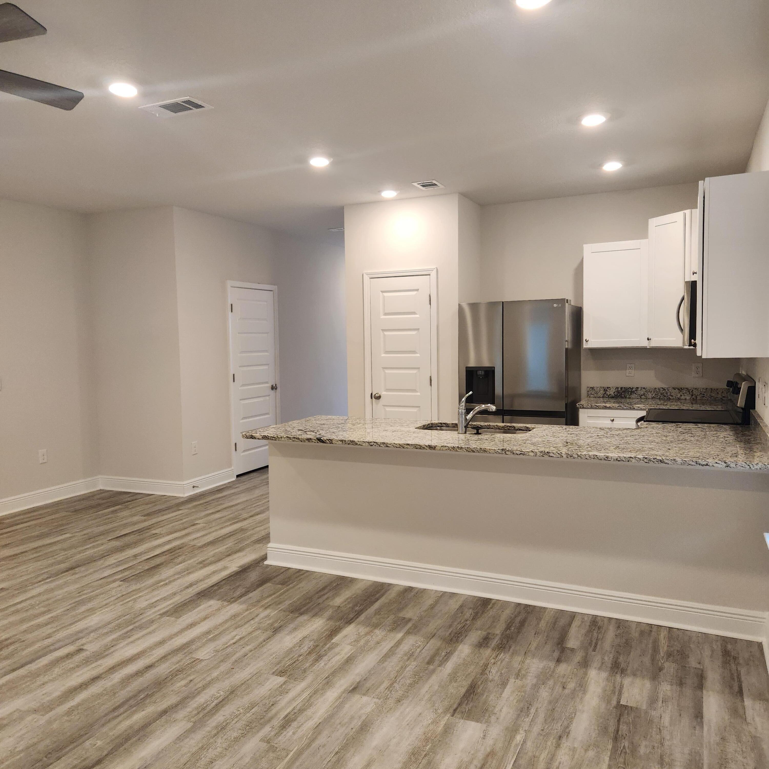 1016 Mclaren Circle Fort Walton Beach FL 32547