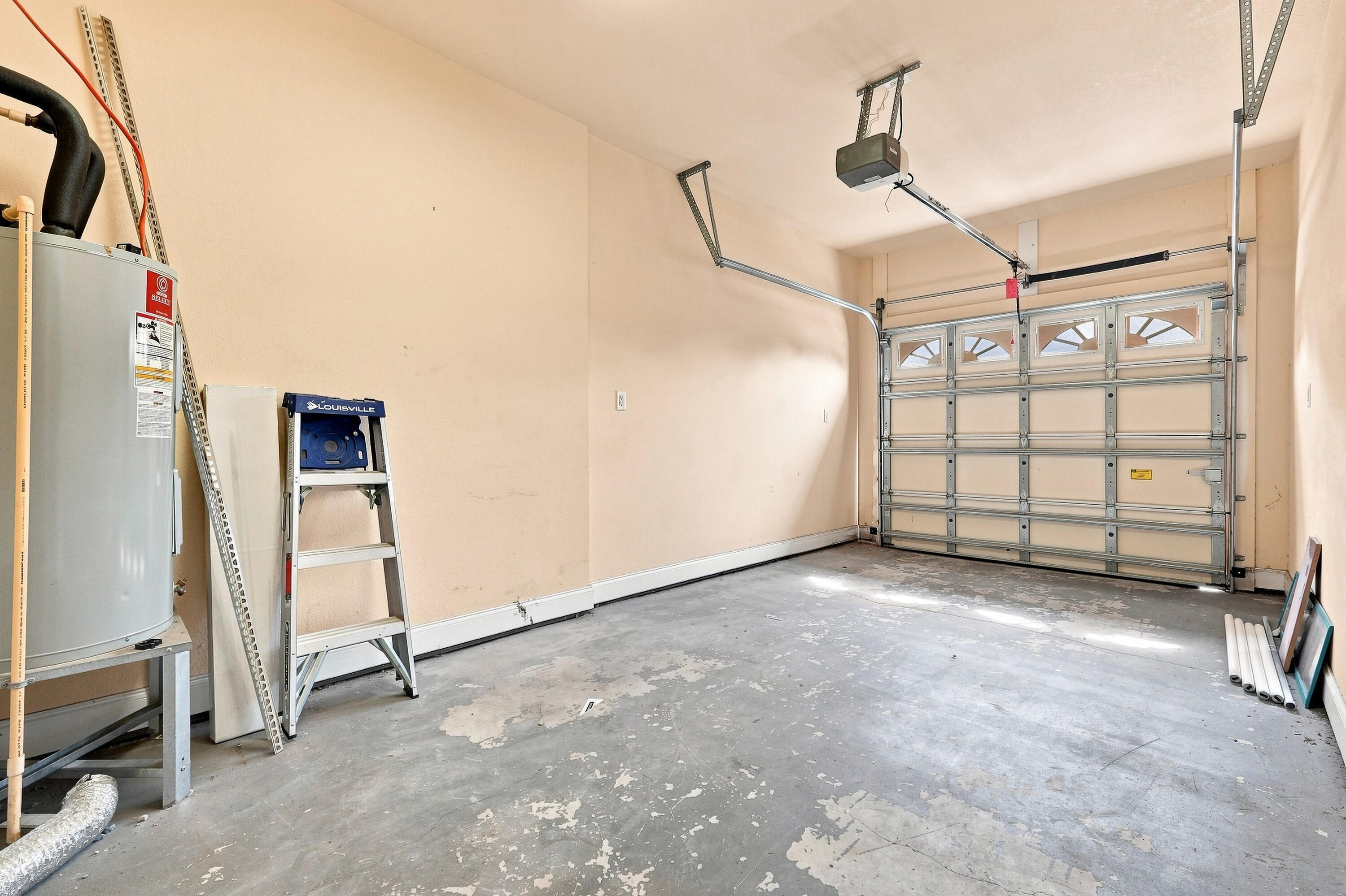 530 Valparaiso Parkway Valparaiso FL 32580