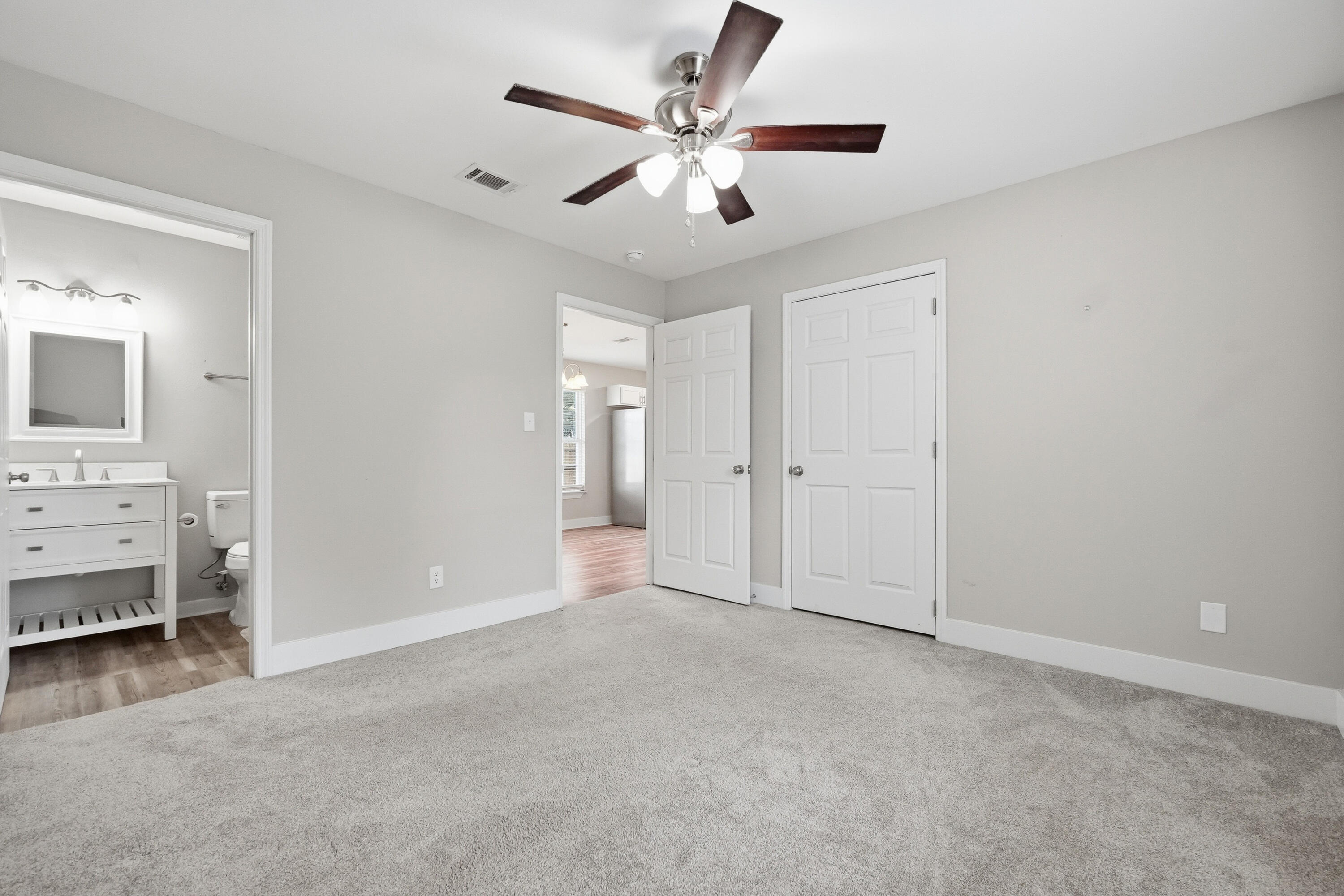 254 E Iris Lane Defuniak Springs FL 32433