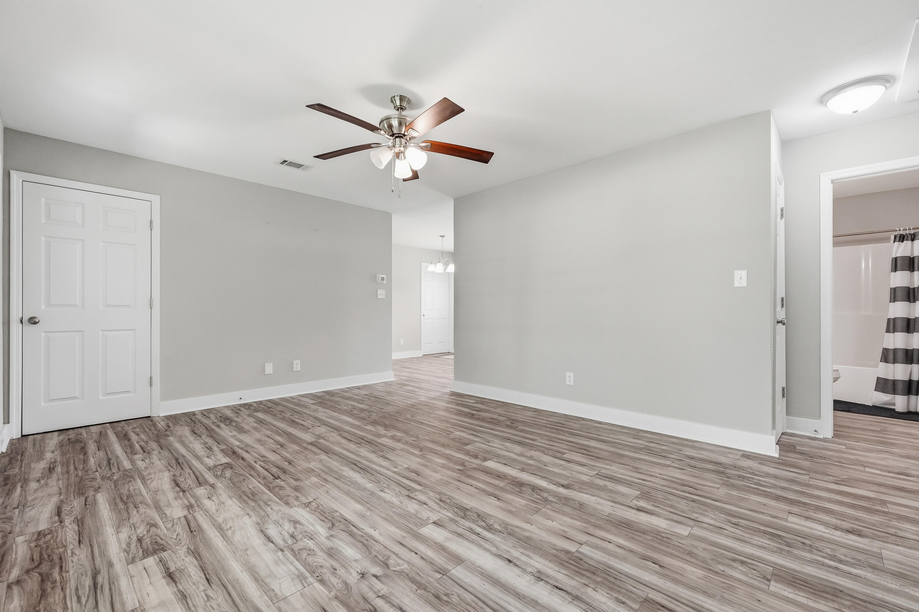 254 E Iris Lane Defuniak Springs FL 32433