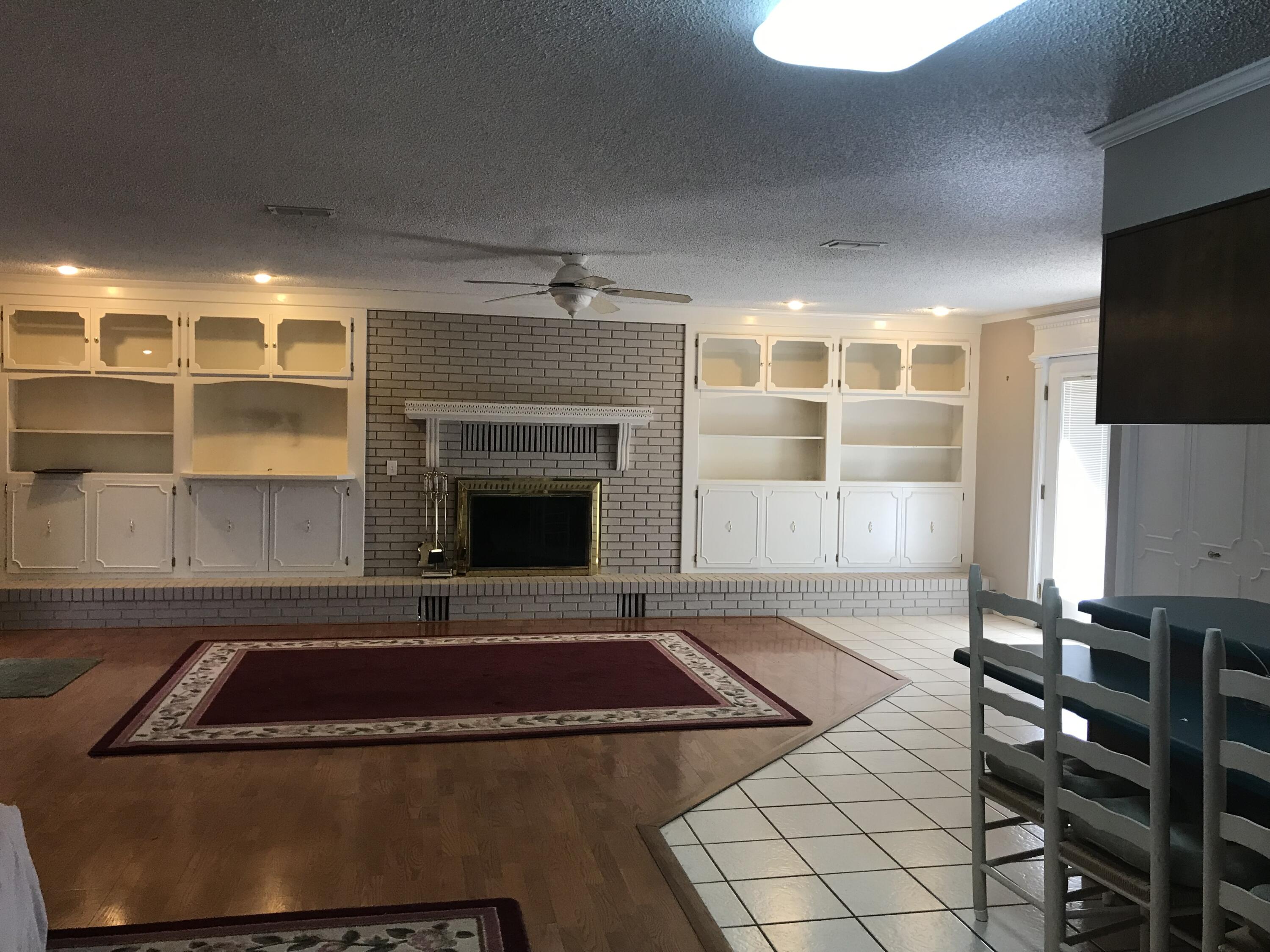 202 Adams Drive Crestview FL 32536