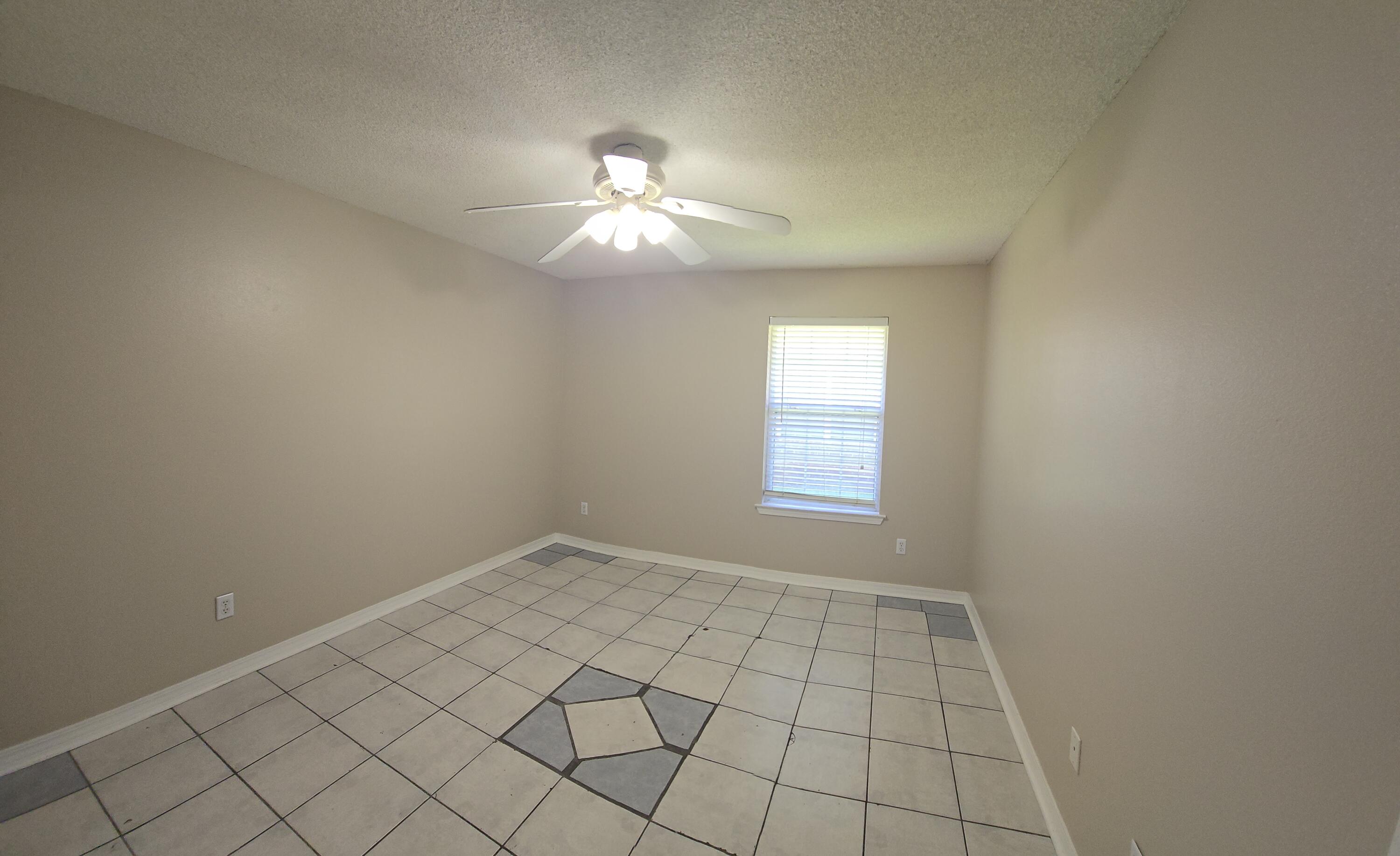 418 Pristine Water Lane Mary Esther FL 32569