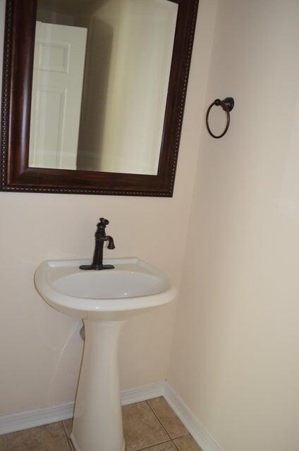 71 10th Street Shalimar FL 32579