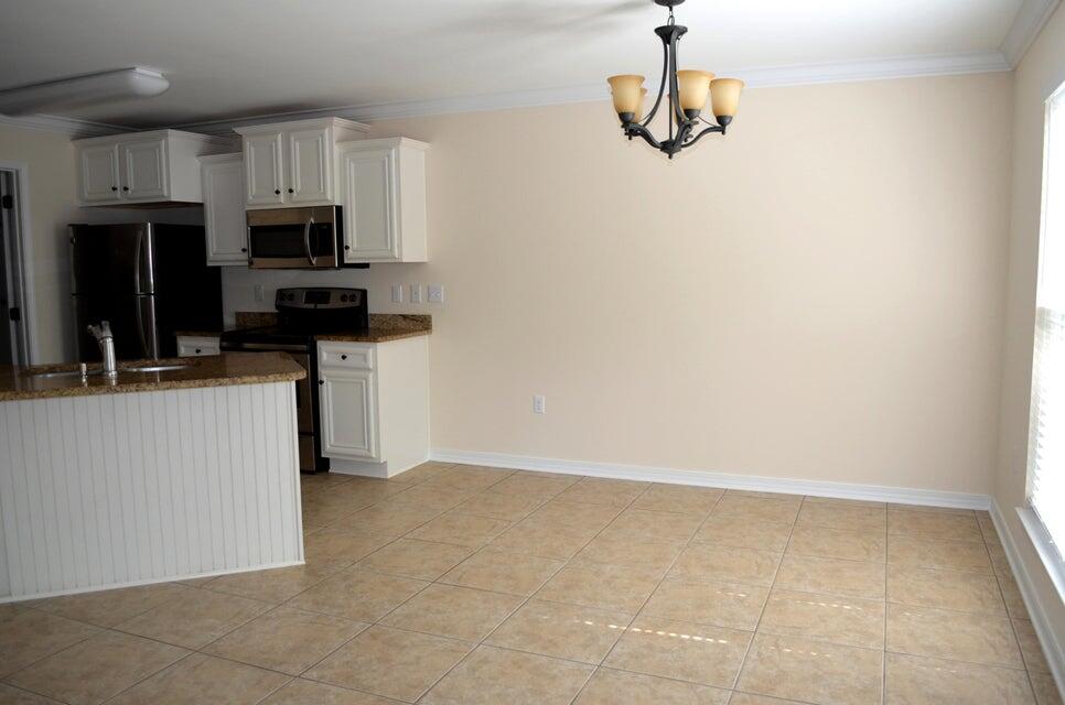 71 10th Street Shalimar FL 32579