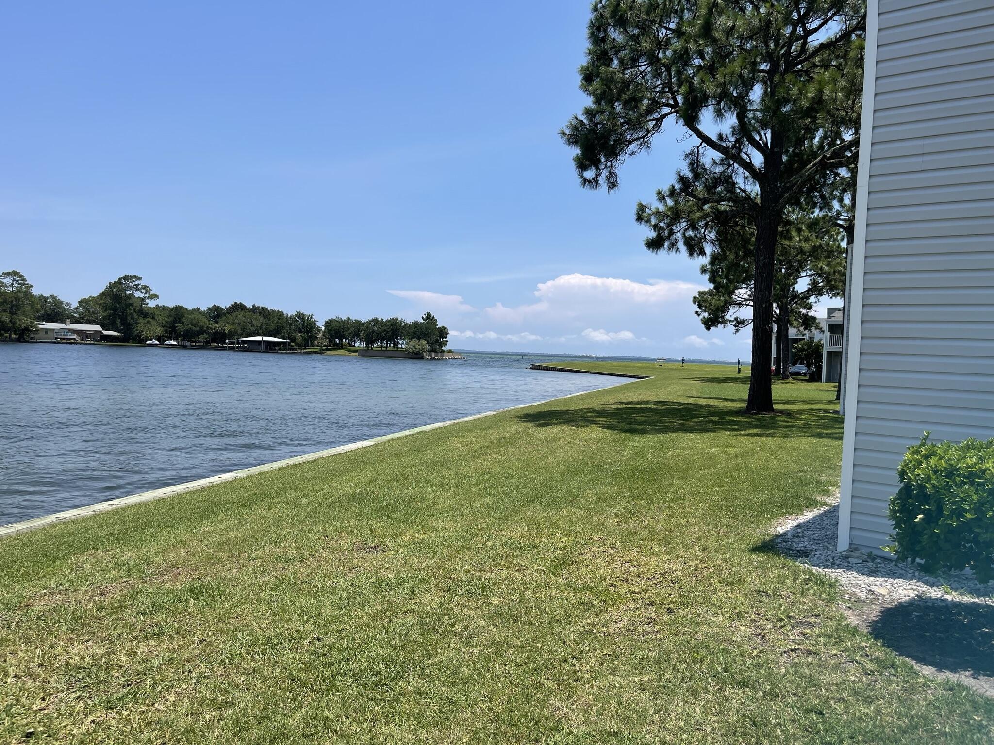 101 Old Ferry Road Shalimar FL 32579