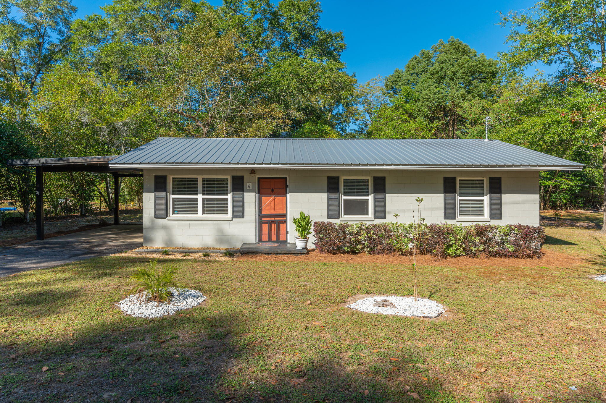 6 S 13th Street Defuniak Springs FL 32435