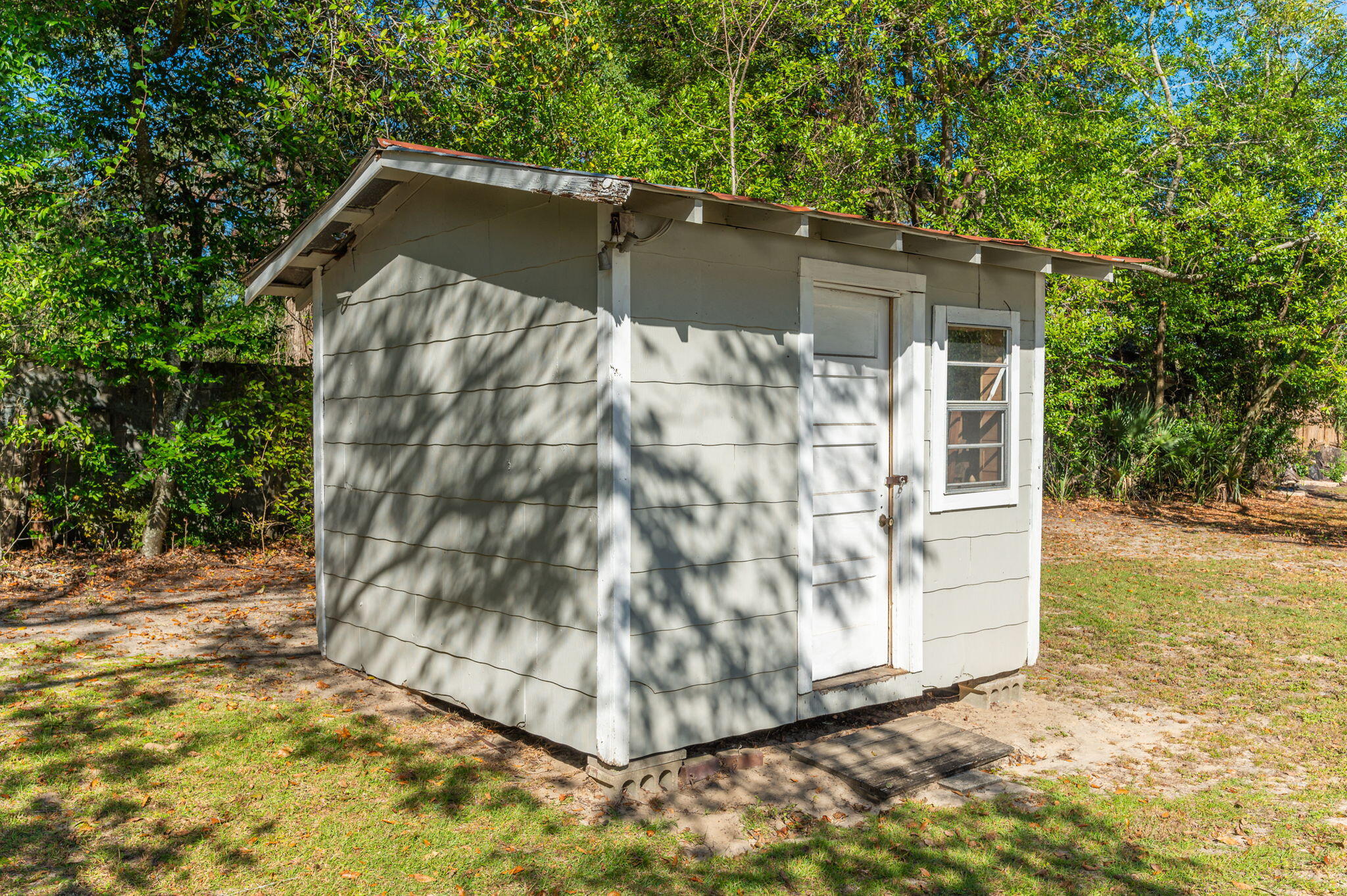 6 S 13th Street Defuniak Springs FL 32435