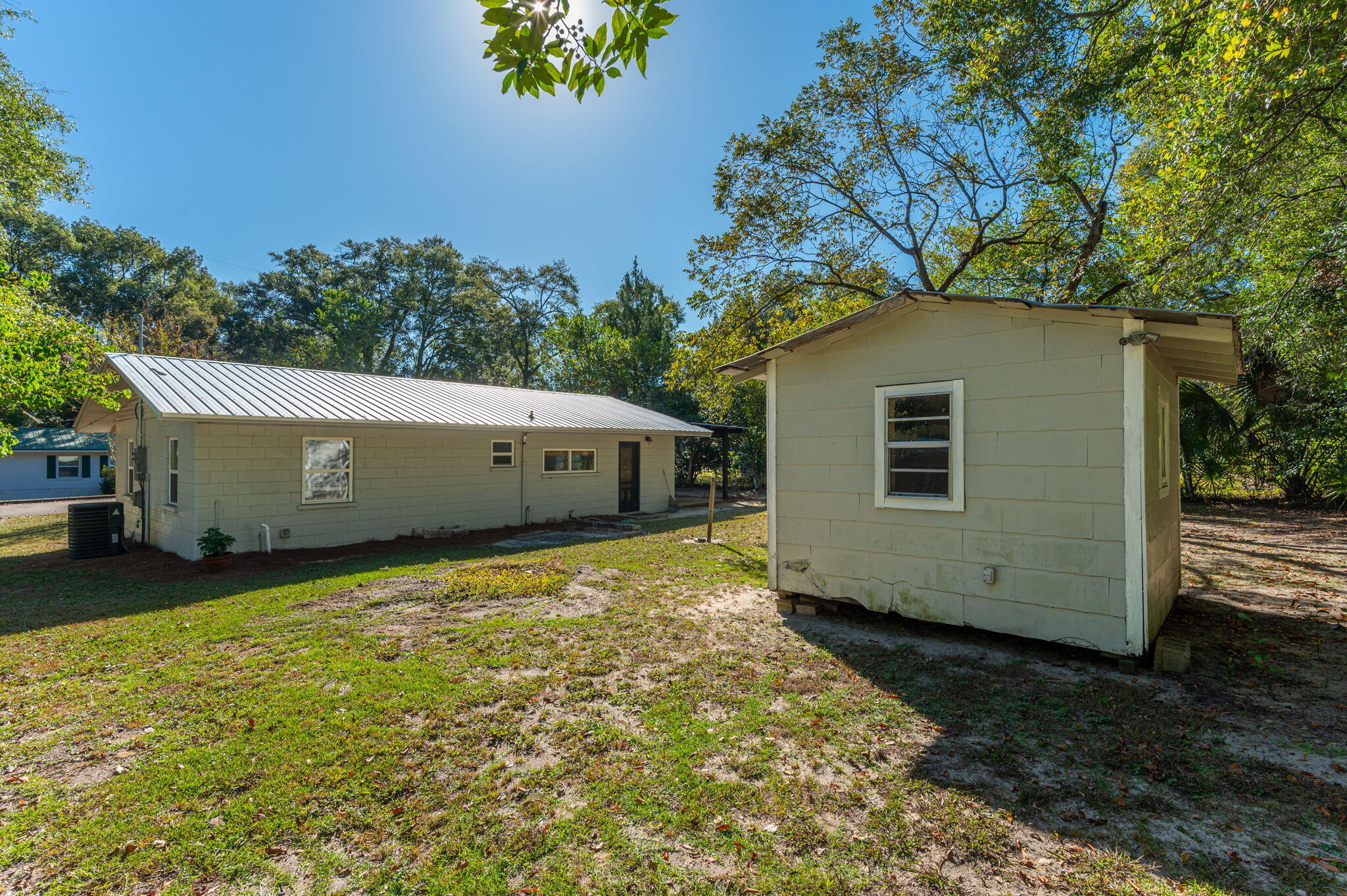 6 S 13th Street Defuniak Springs FL 32435
