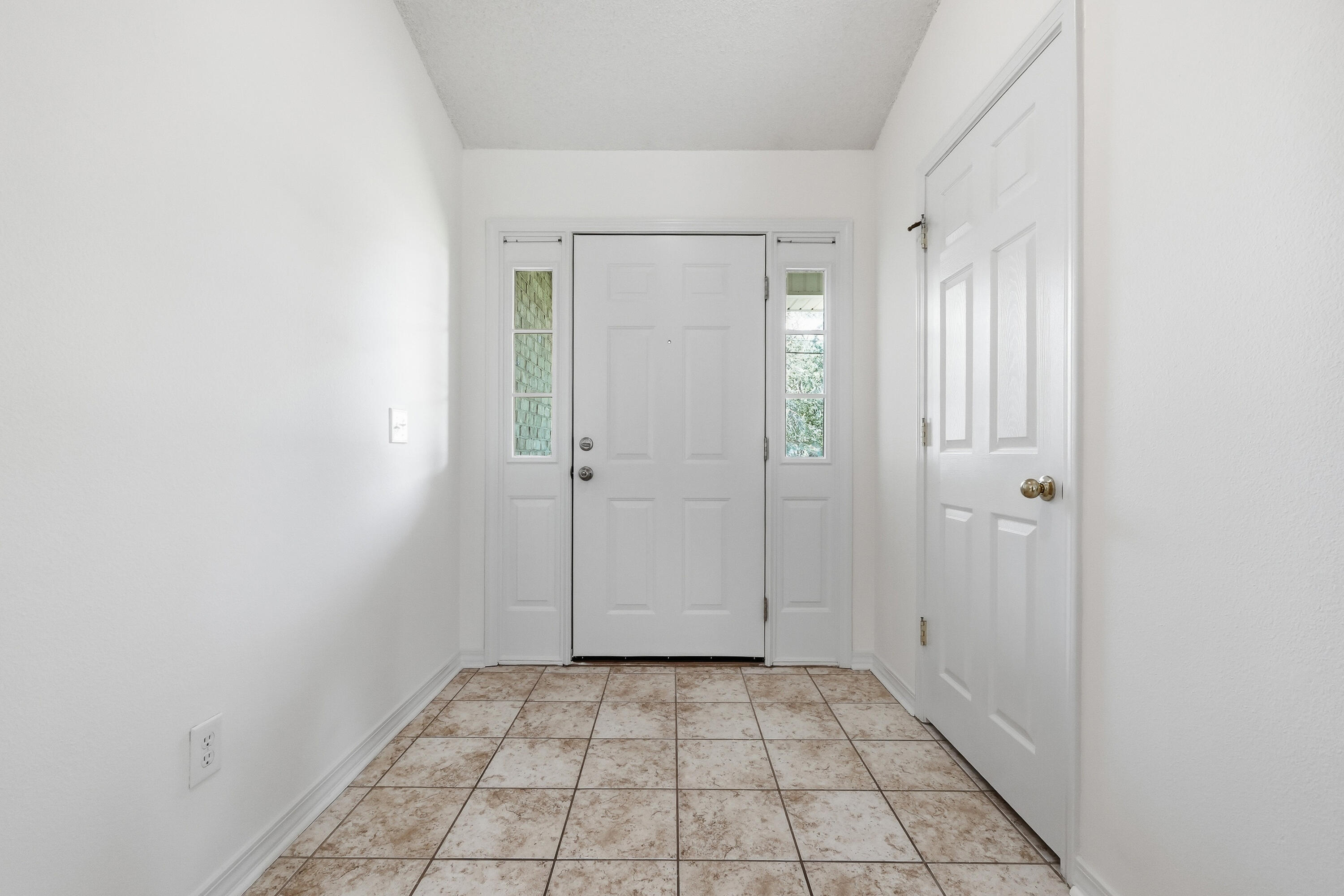 2030 Hawthorne Drive Navarre FL 32566