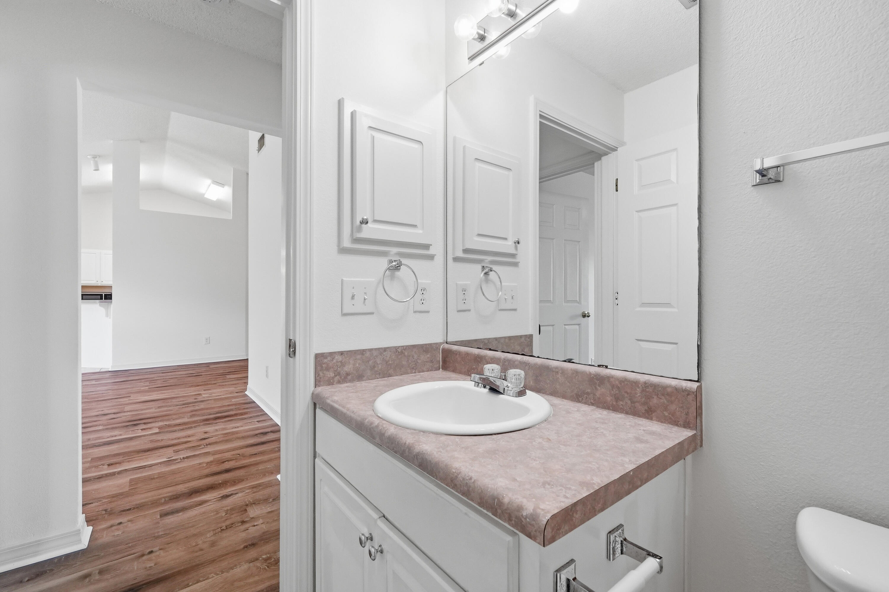 2030 Hawthorne Drive Navarre FL 32566