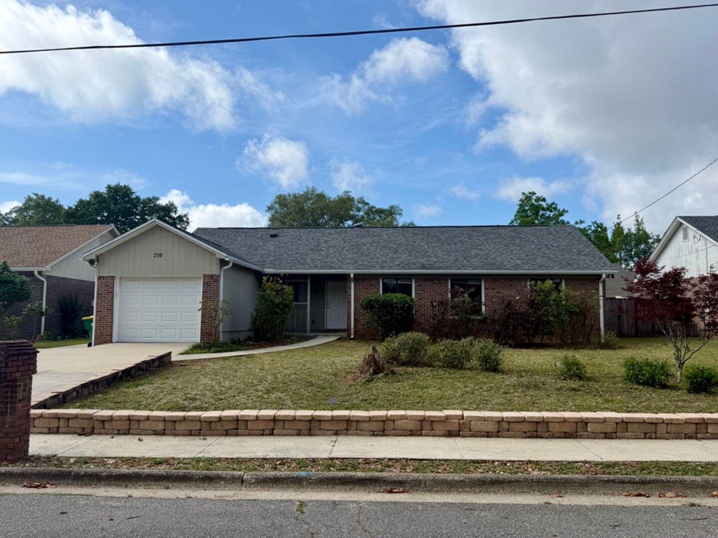 210 Honeysuckle Way Niceville FL 32578
