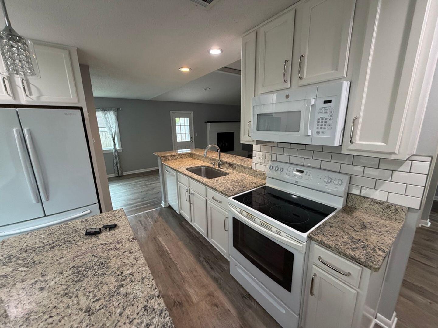 210 Honeysuckle Way Niceville FL 32578