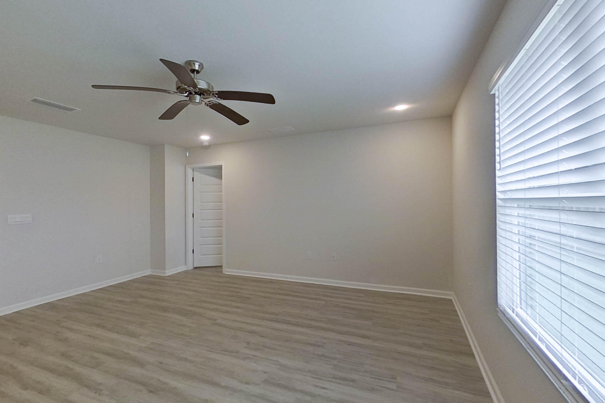 401 Monarch Lane Pensacola FL 32503