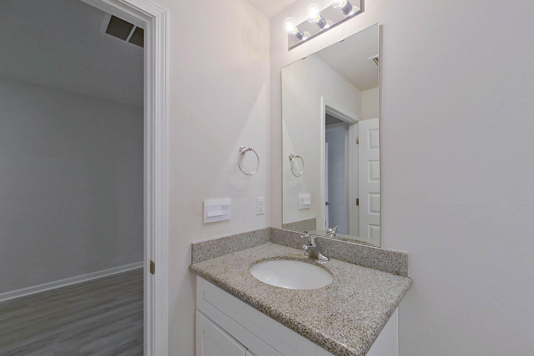 401 Monarch Lane Pensacola FL 32503