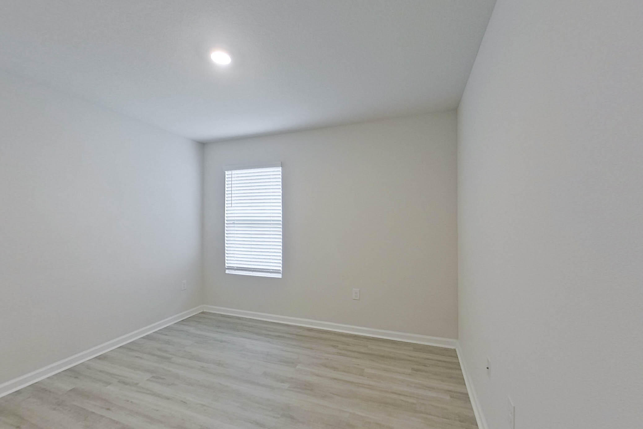 401 Monarch Lane Pensacola FL 32503