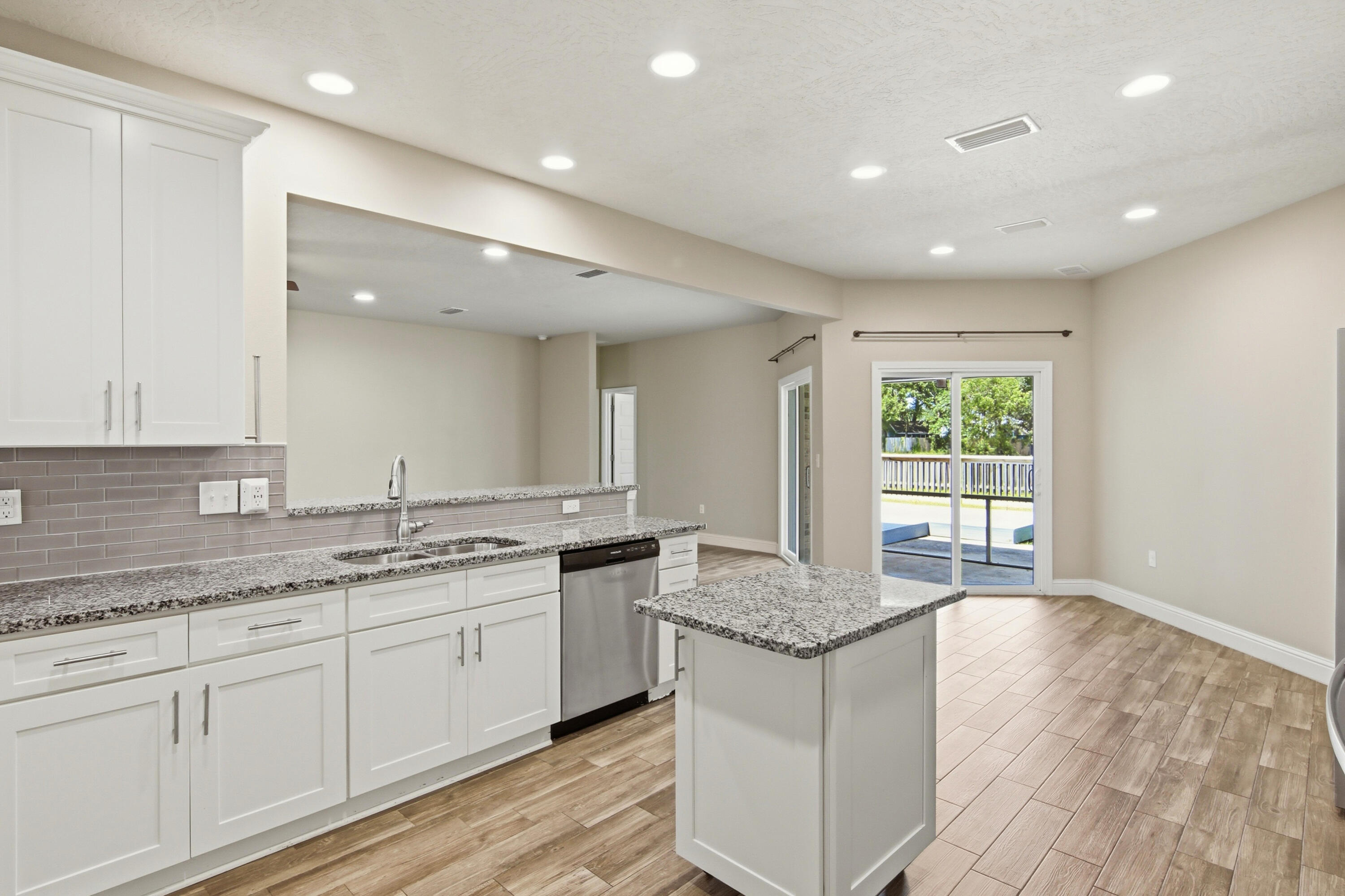 2892 Chancery Lane Crestview FL 32539