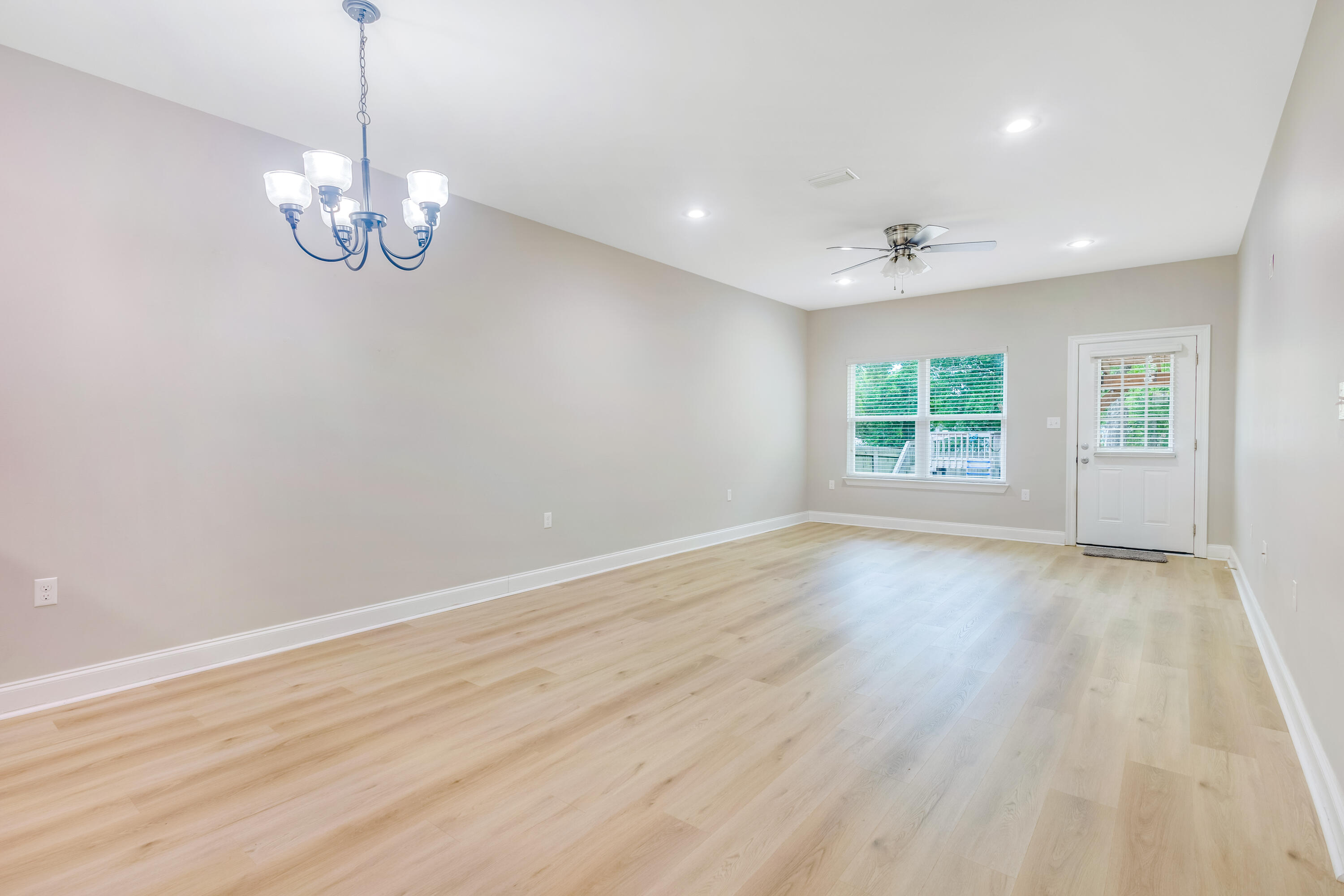 557 Valparaiso Parkway Valparaiso FL 32580
