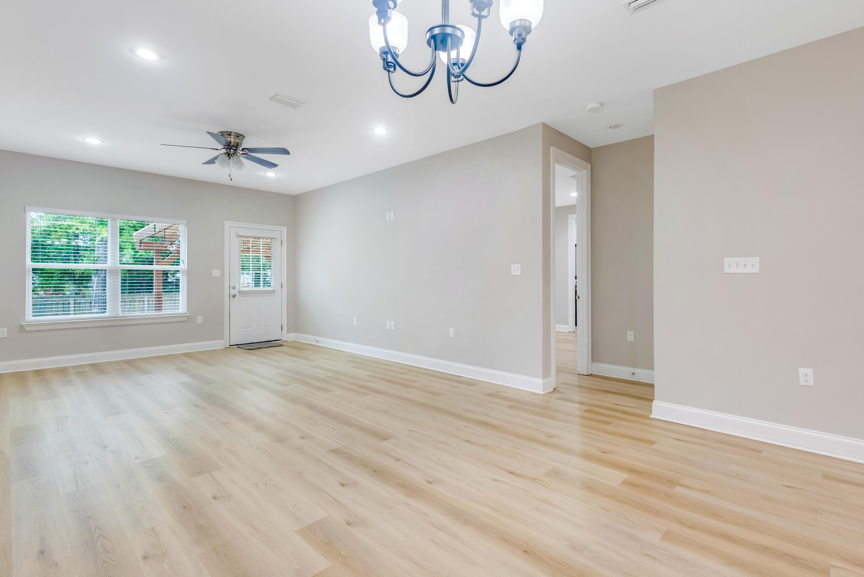 557 Valparaiso Parkway Valparaiso FL 32580