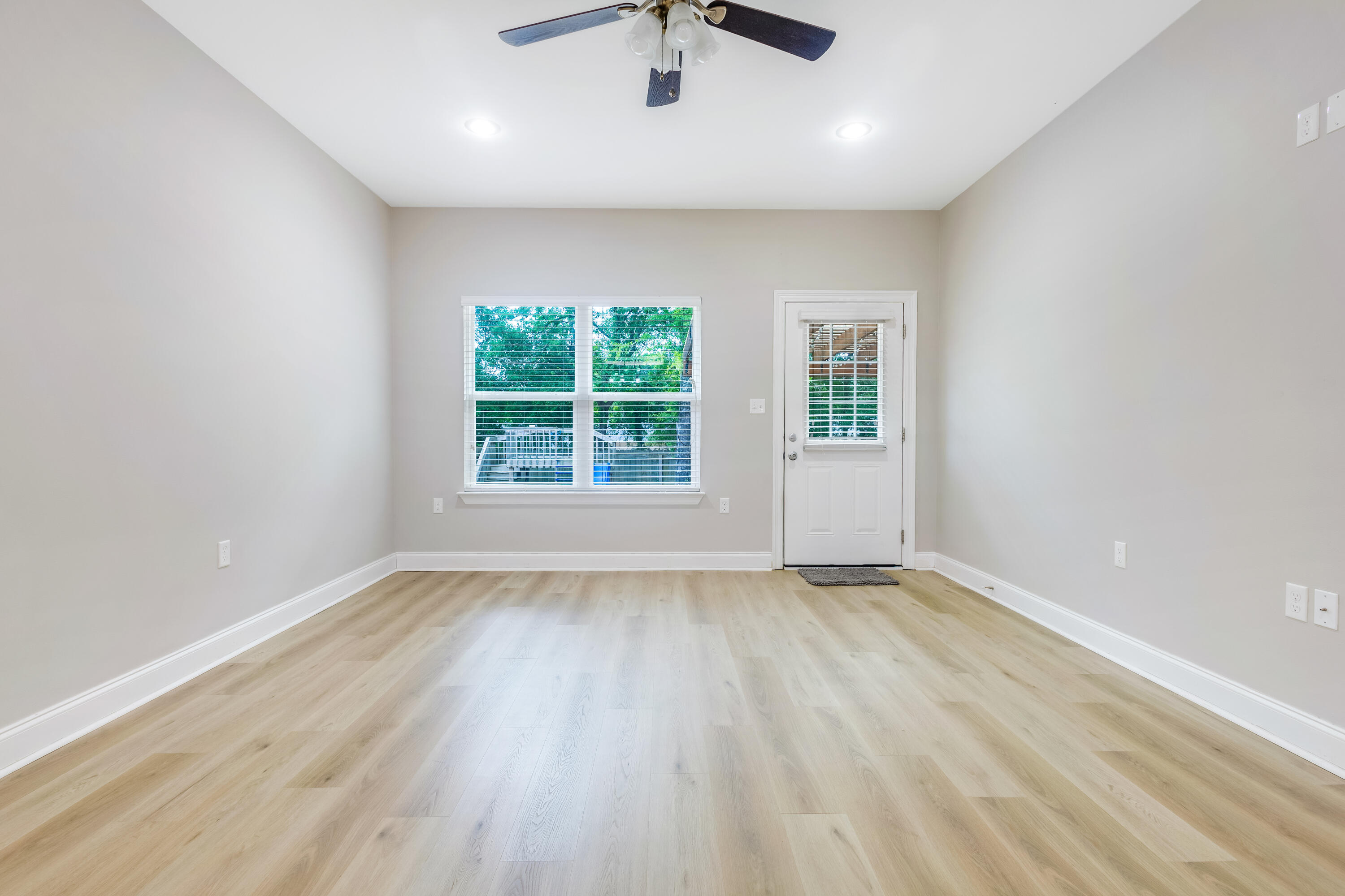 557 Valparaiso Parkway Valparaiso FL 32580