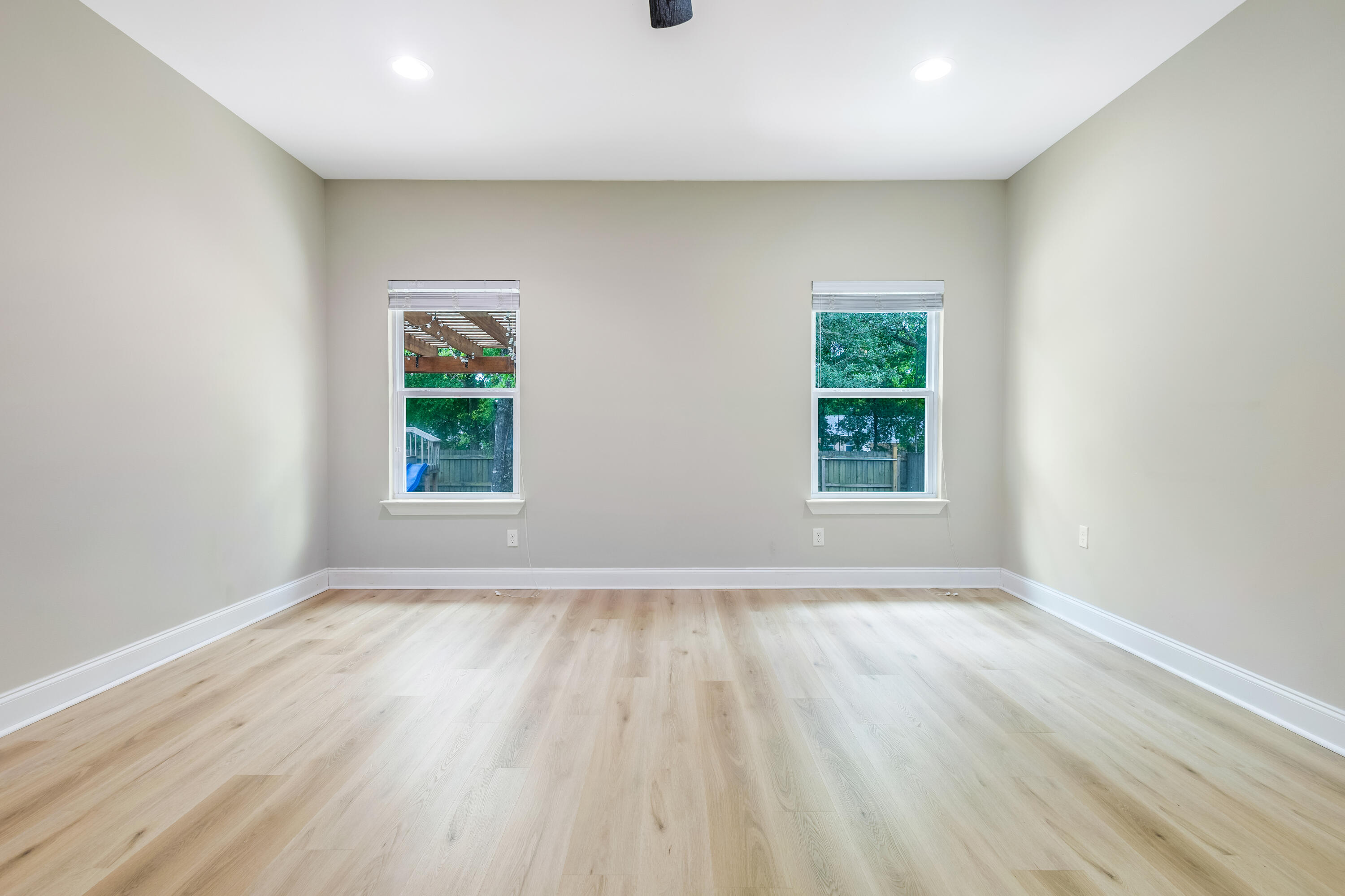 557 Valparaiso Parkway Valparaiso FL 32580