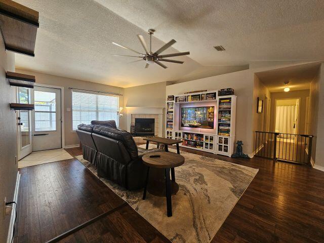 2287 Heritage Circle Navarre FL 32566
